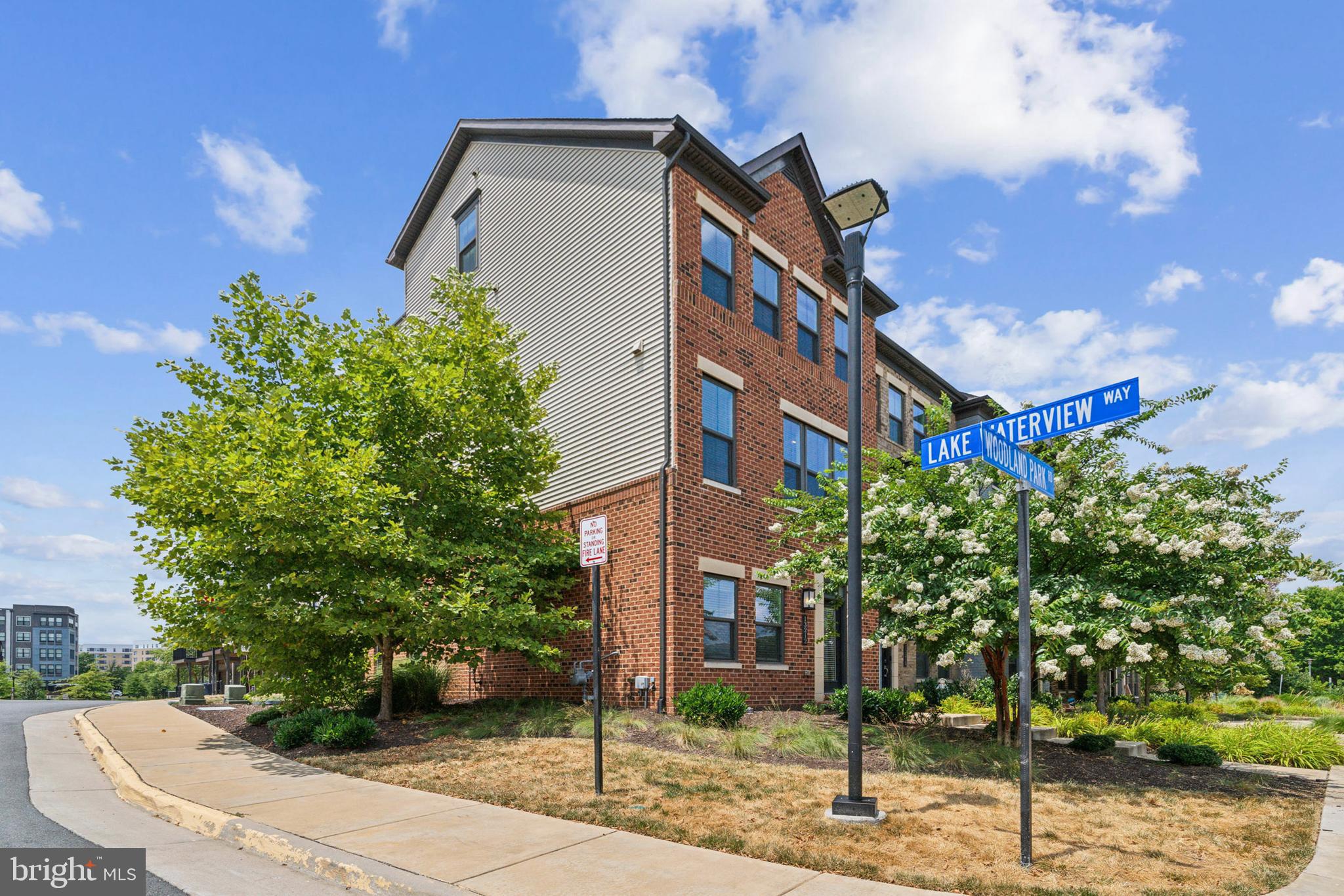 13212 WOODLAND PARK ROAD