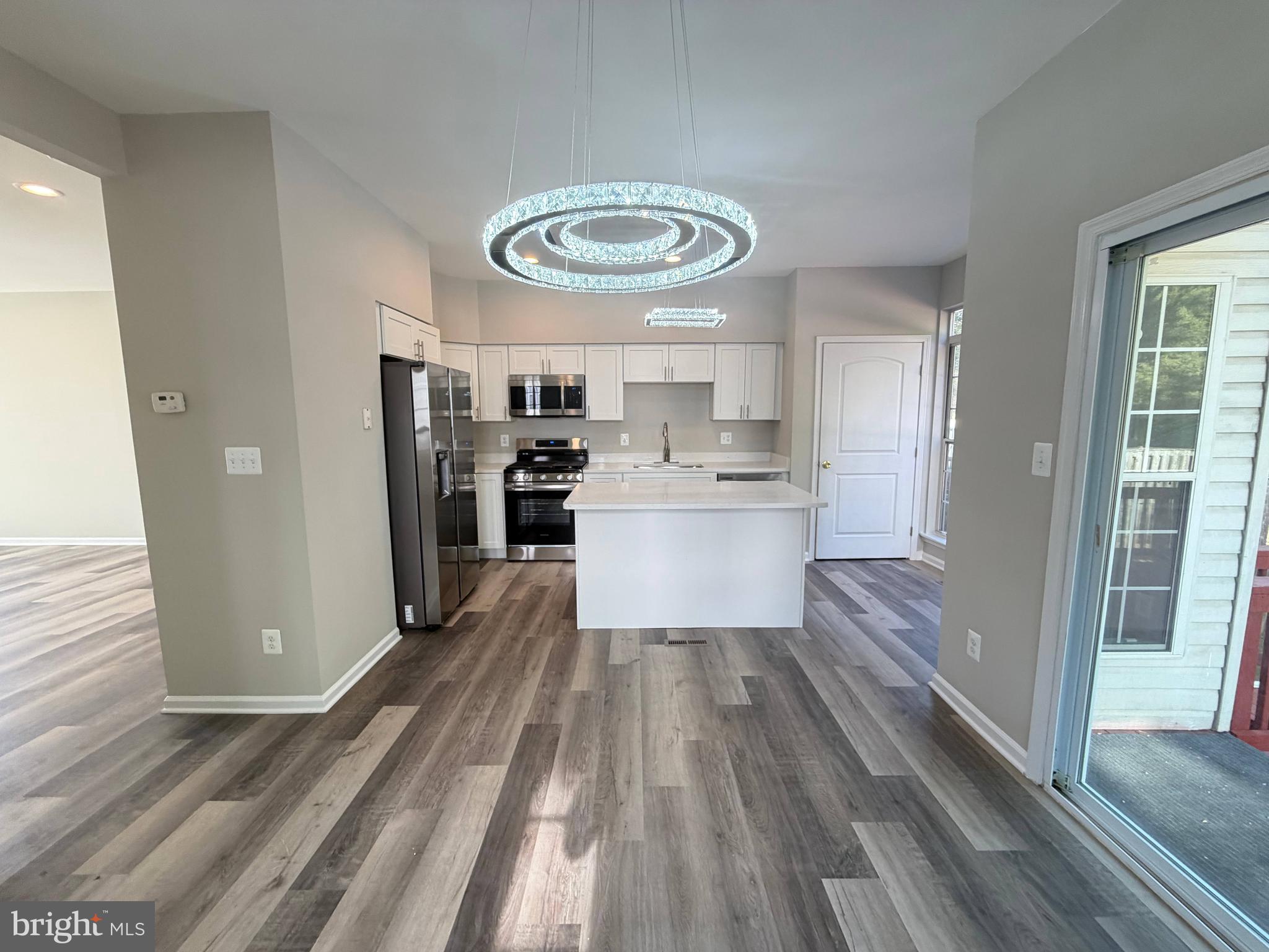 MONTCLAIR MEWS - Residential