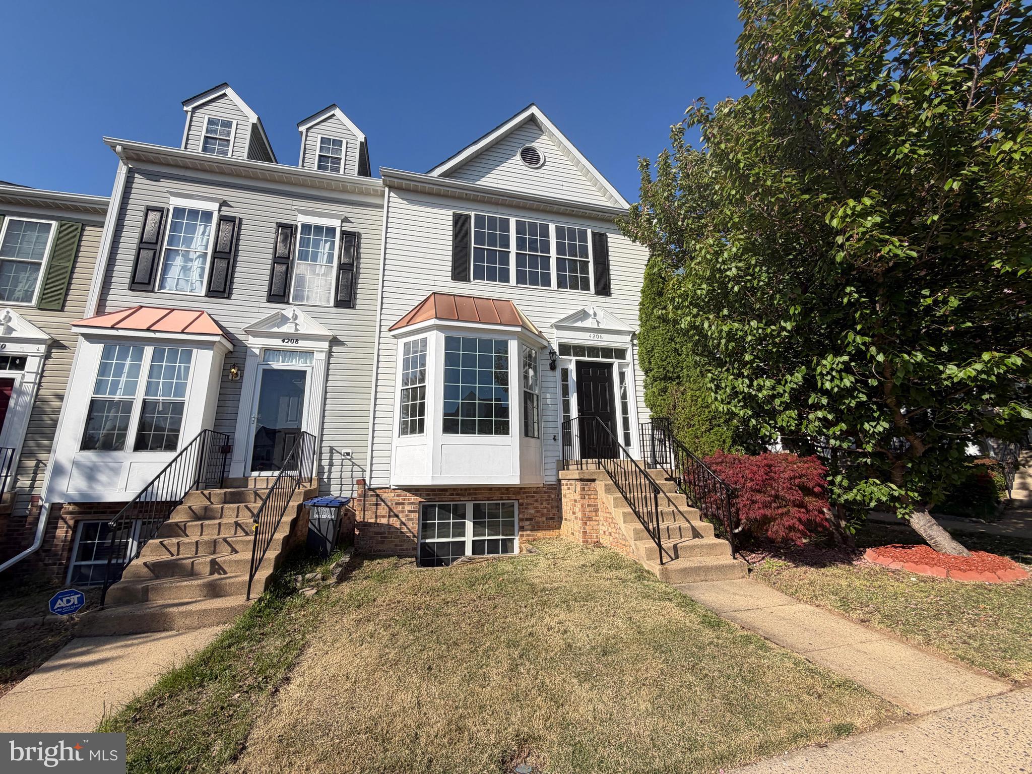 MONTCLAIR MEWS - Residential