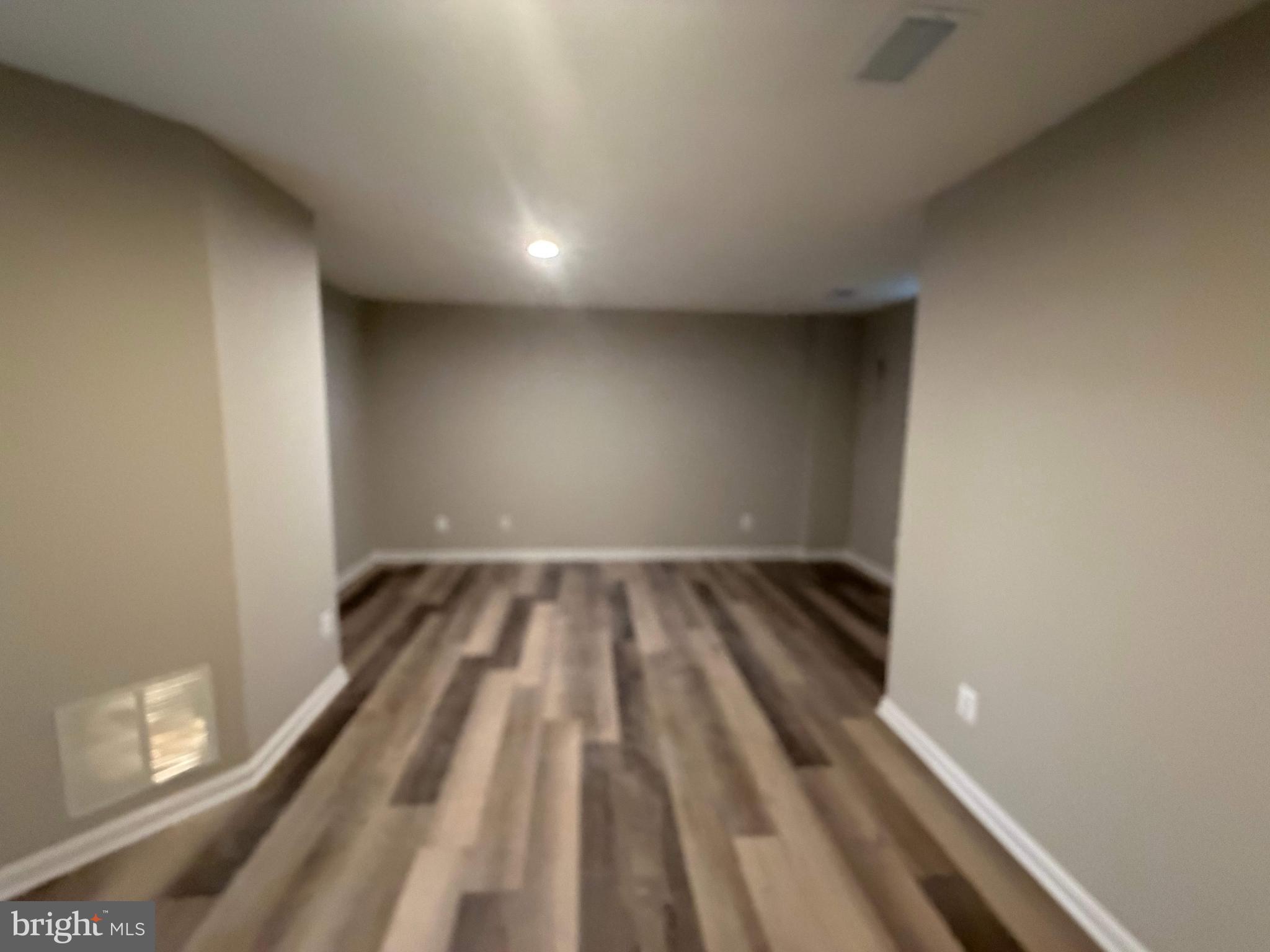 MONTCLAIR MEWS - Residential