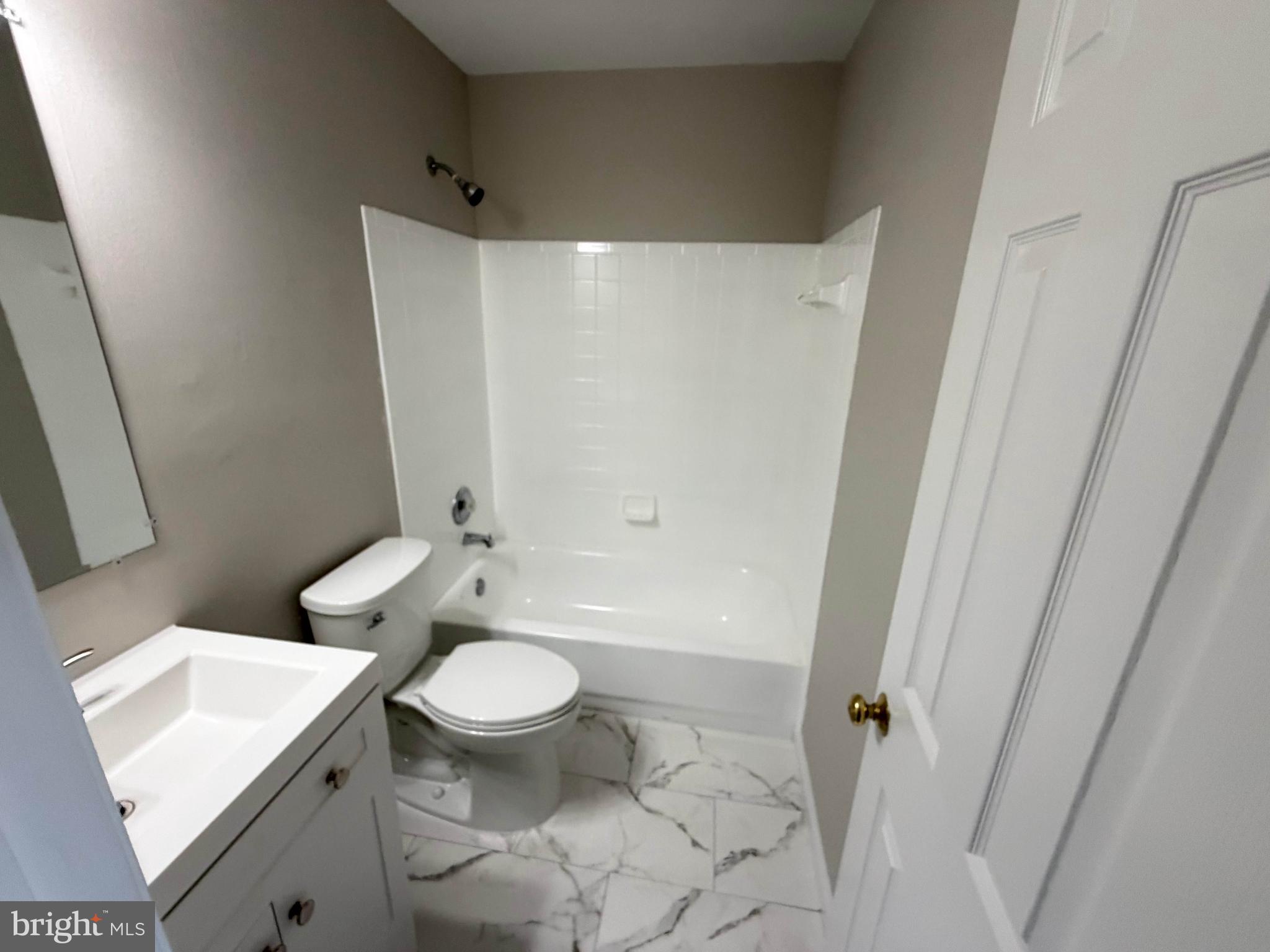 MONTCLAIR MEWS - Residential