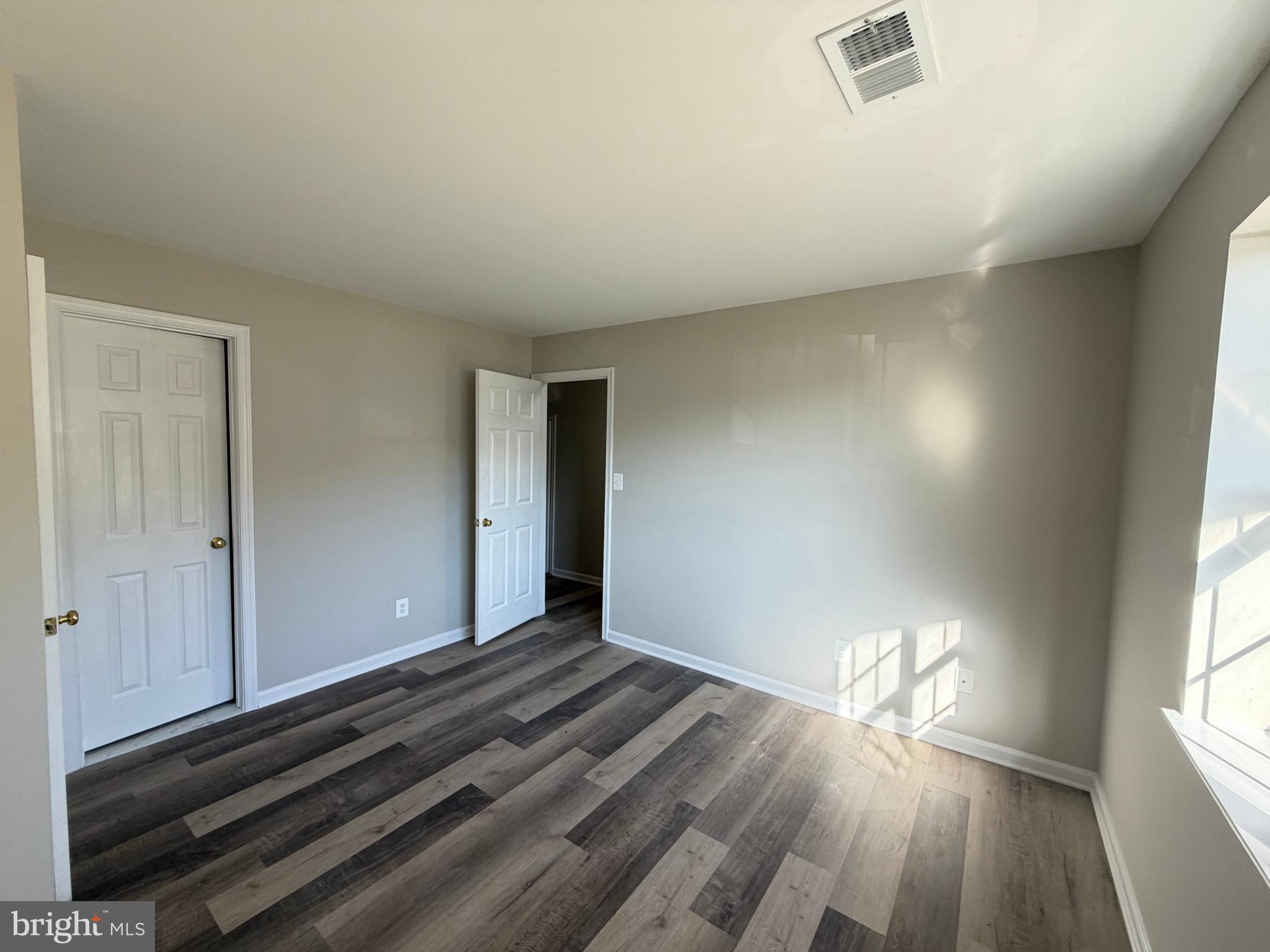 MONTCLAIR MEWS - Residential