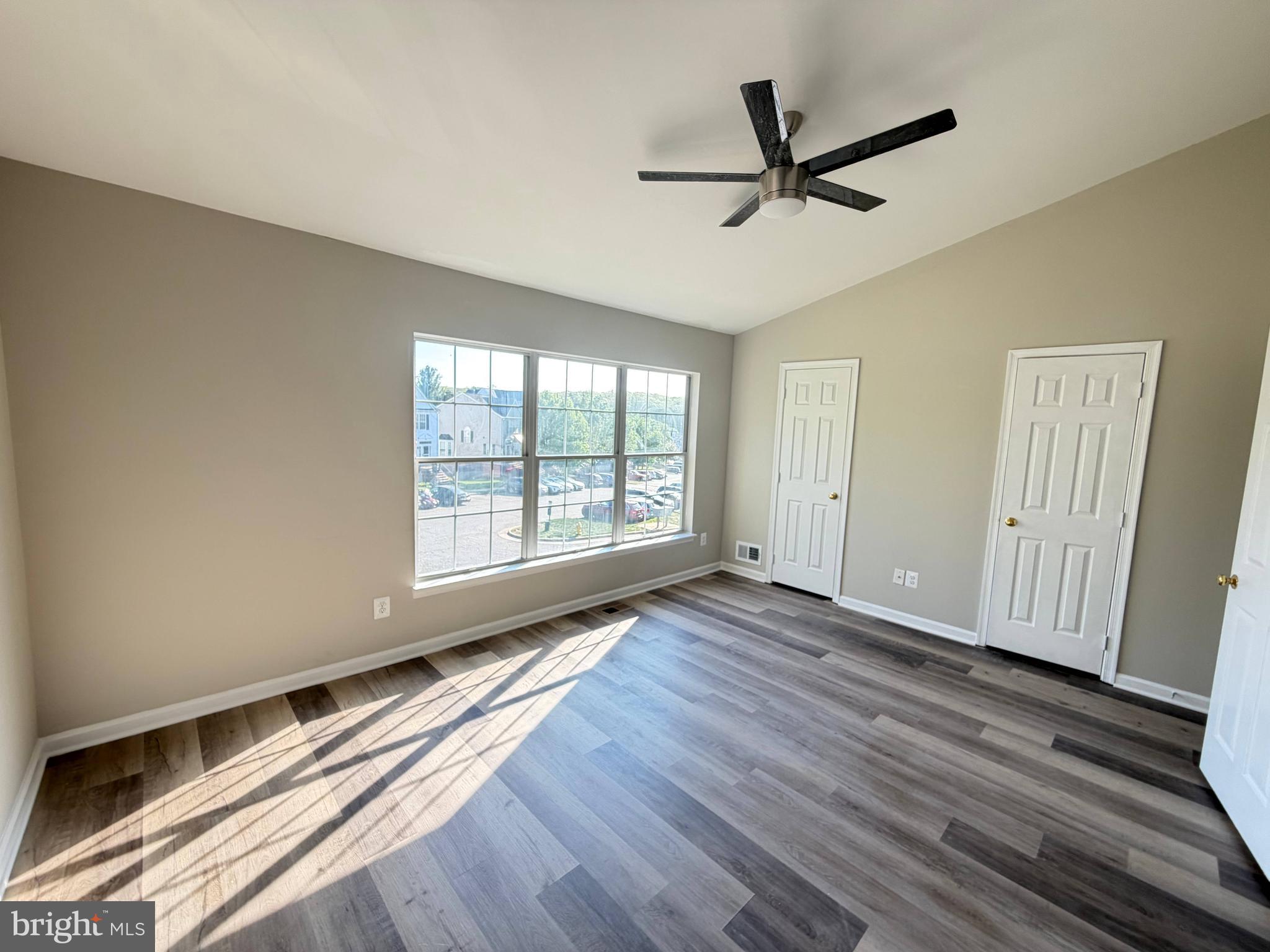 MONTCLAIR MEWS - Residential