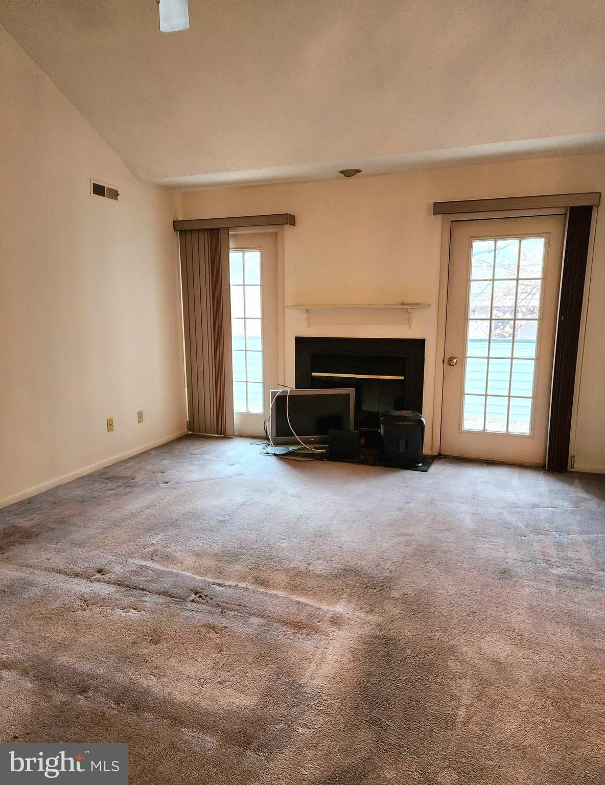 2407 CREEKSIDE DRIVE 55