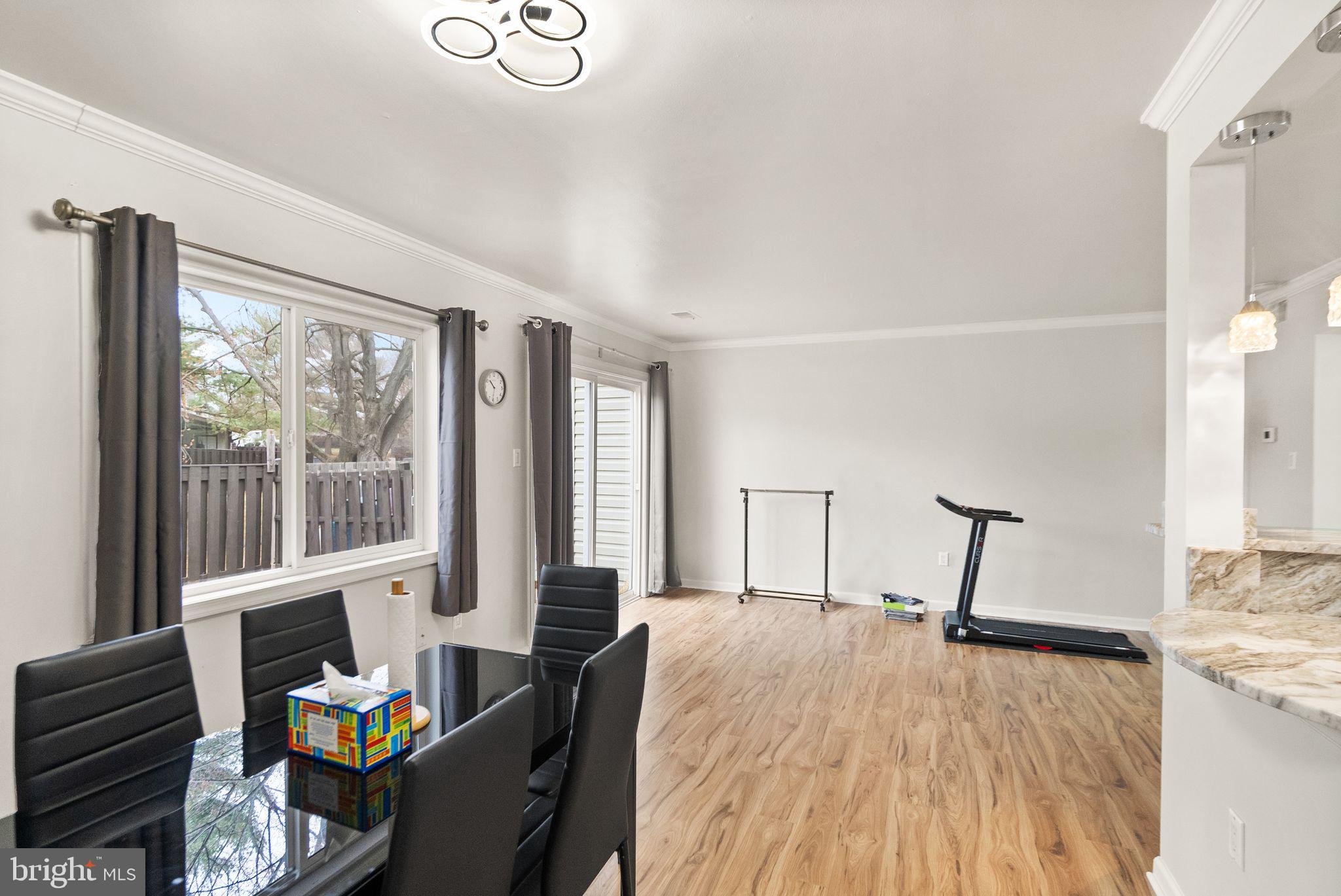 SUGARLAND RUN - Residential