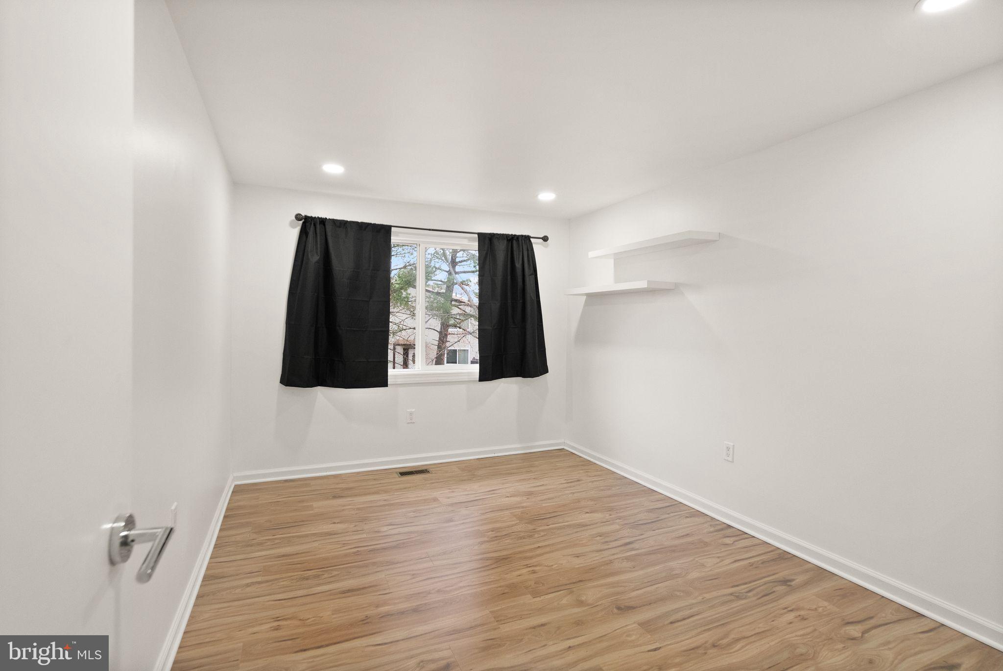 SUGARLAND RUN - Residential