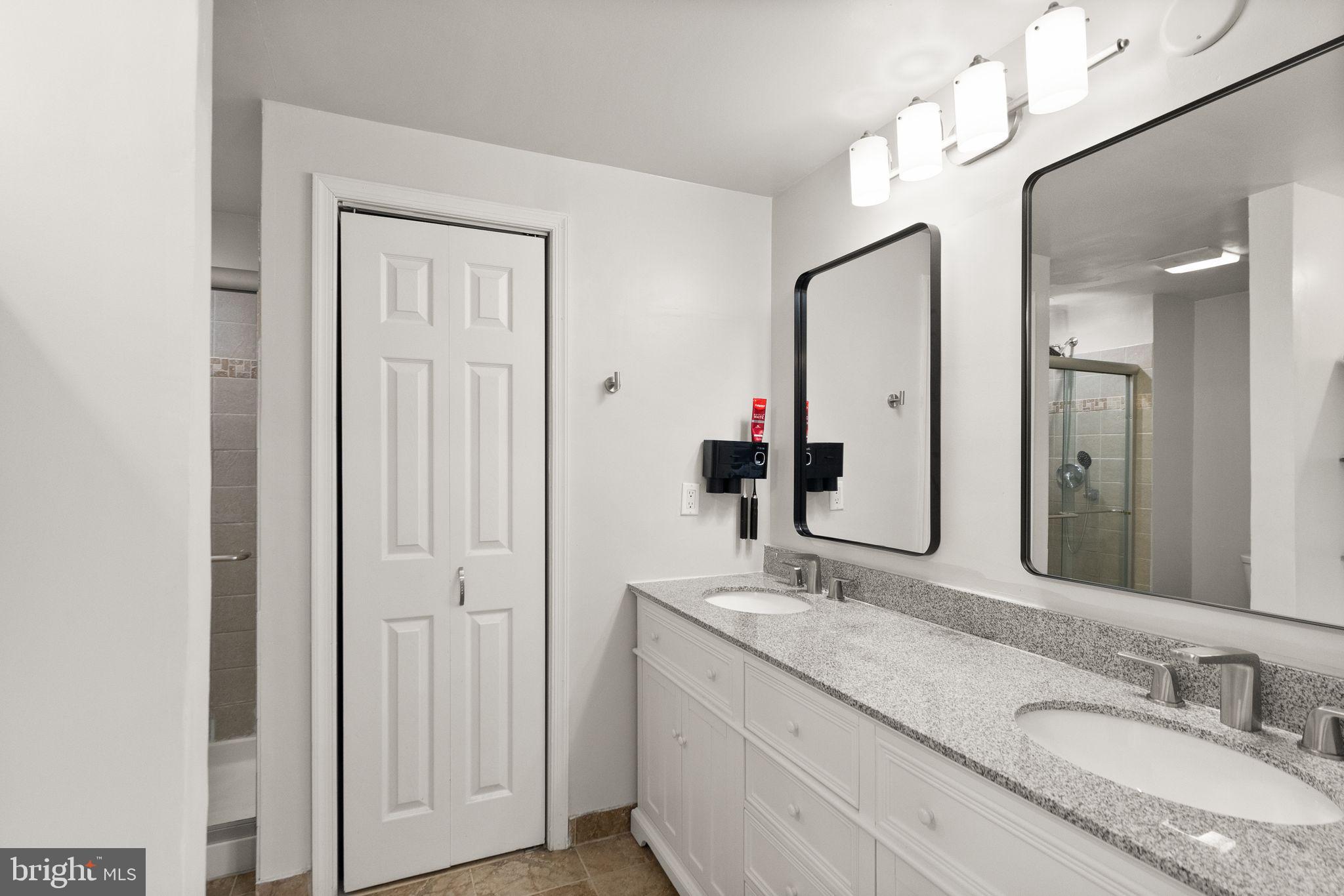 SUGARLAND RUN - Residential