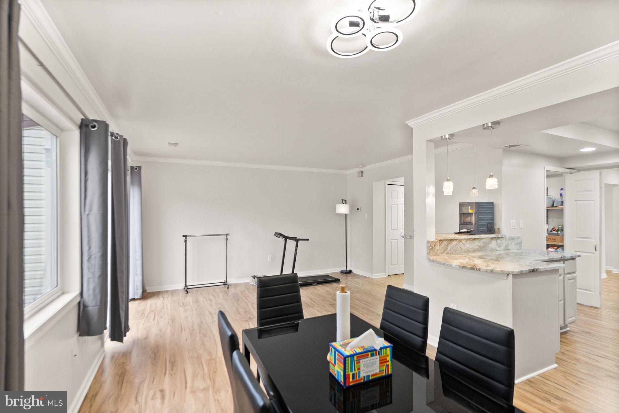 SUGARLAND RUN - Residential