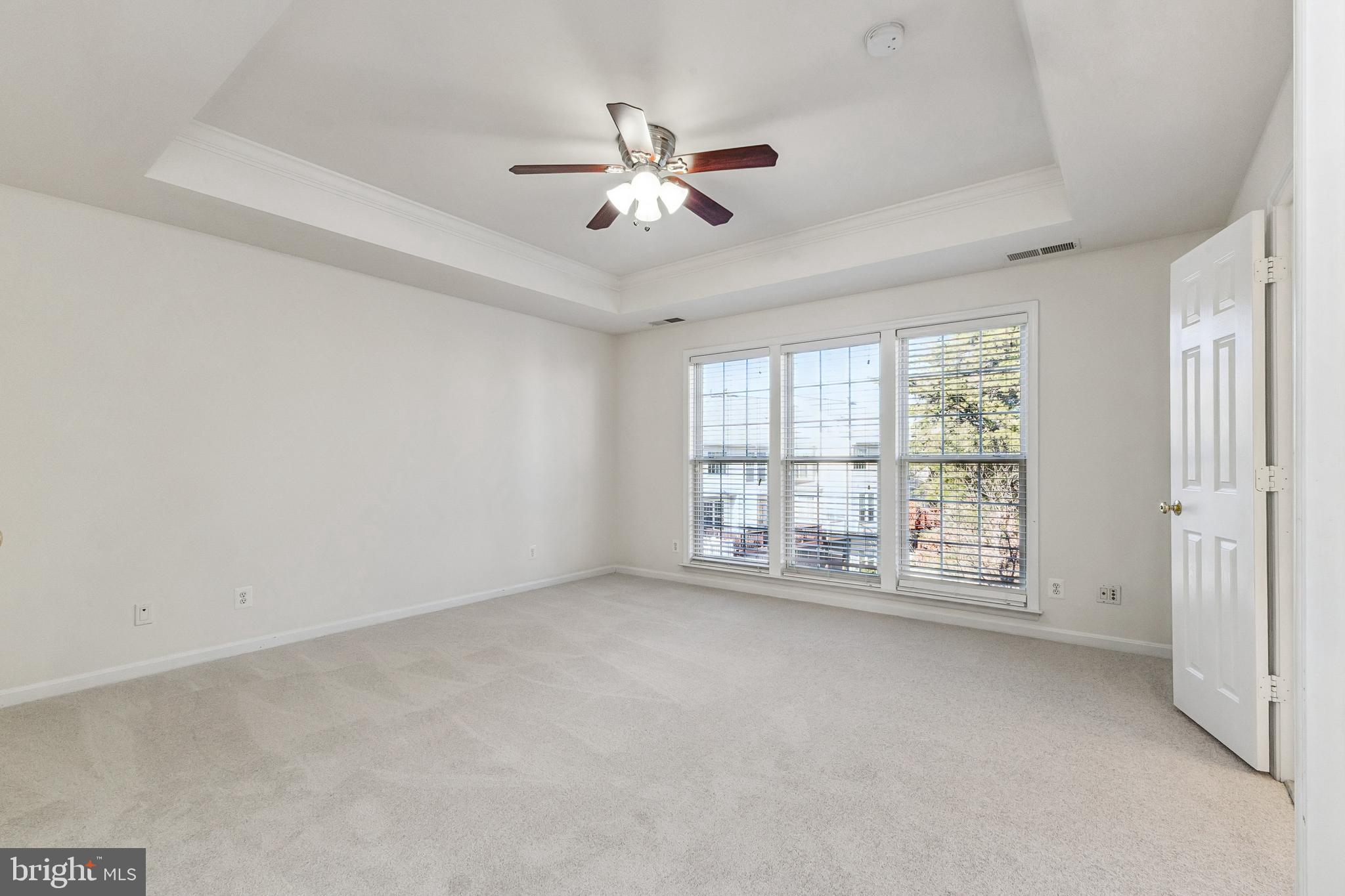 OAKMILL - Residential