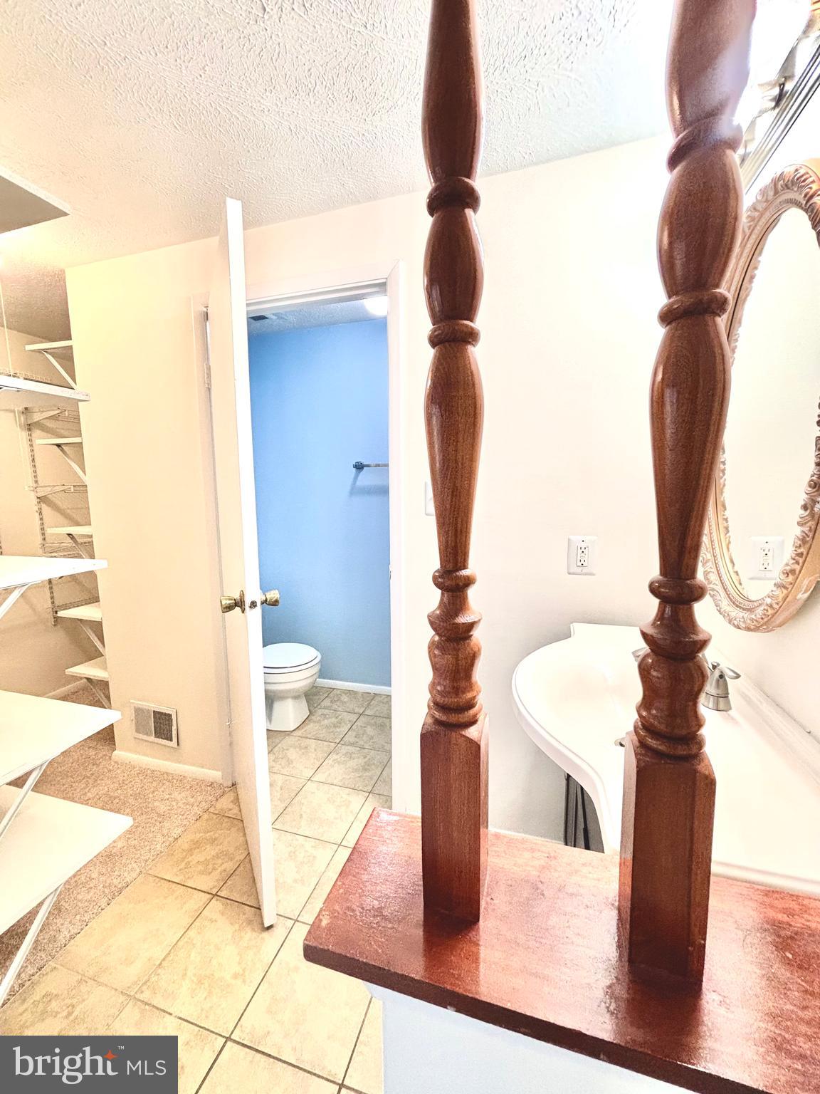 HILLSIDE LANDING - Residential Lease