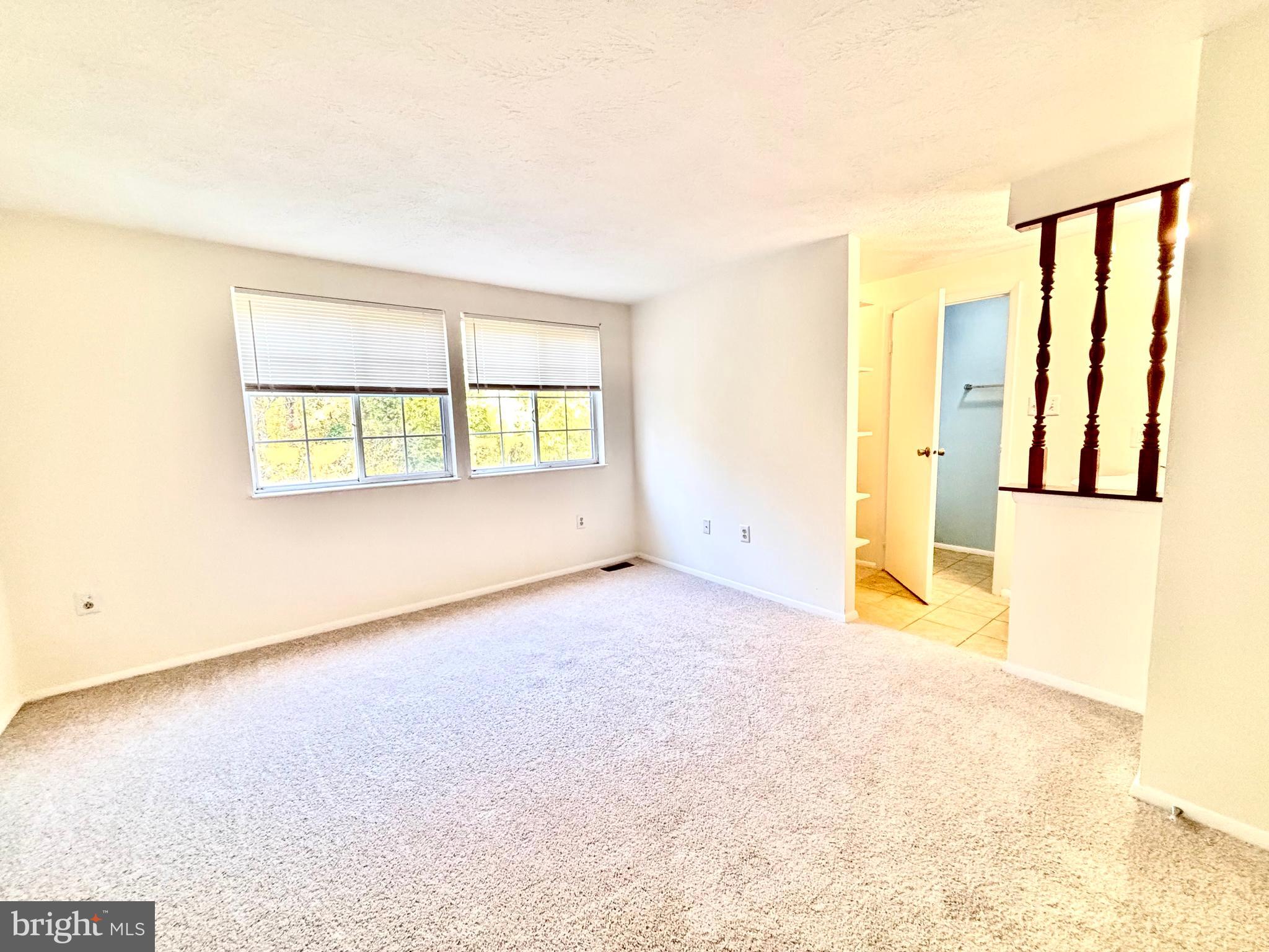 HILLSIDE LANDING - Residential Lease