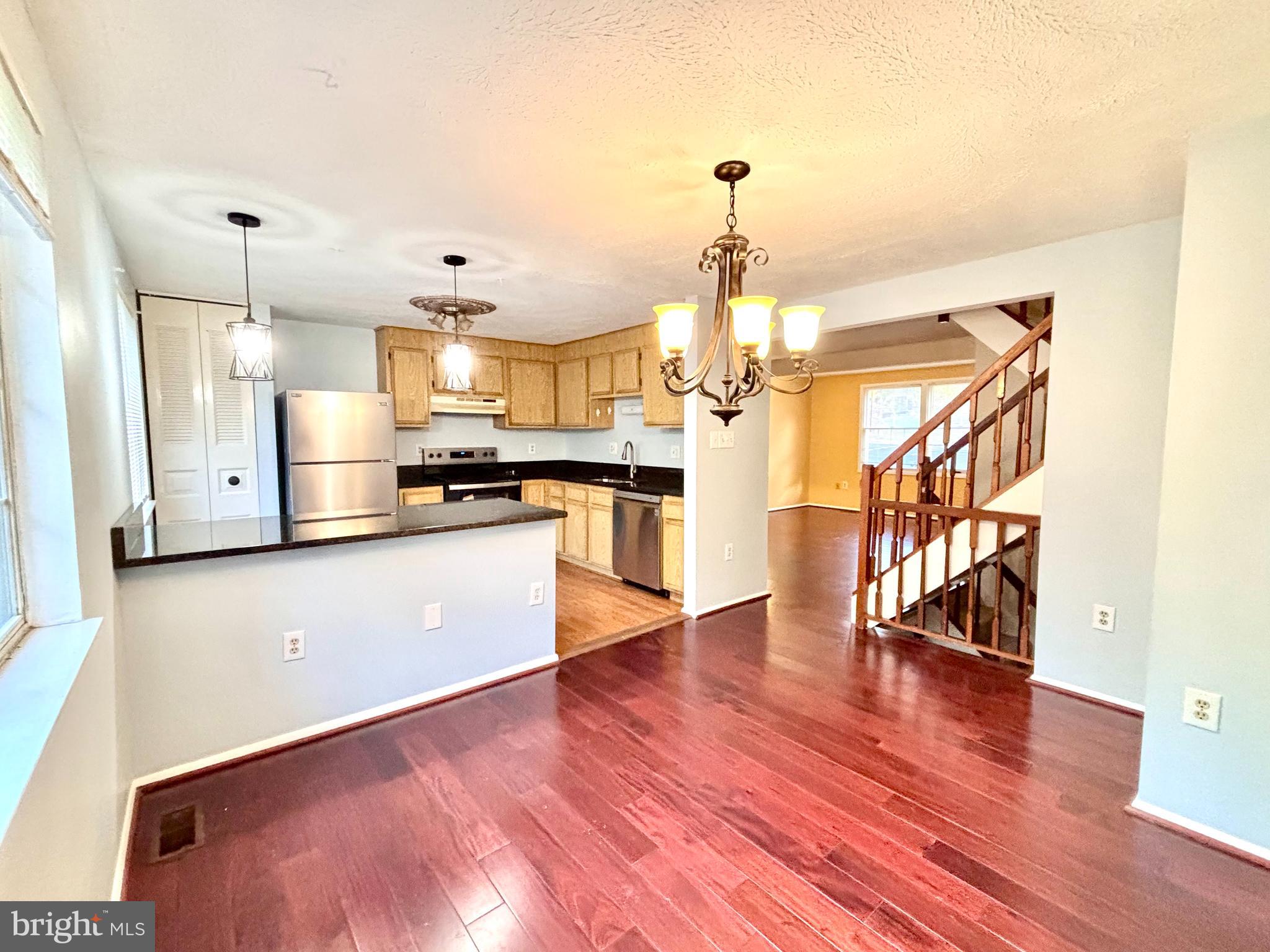 HILLSIDE LANDING - Residential Lease