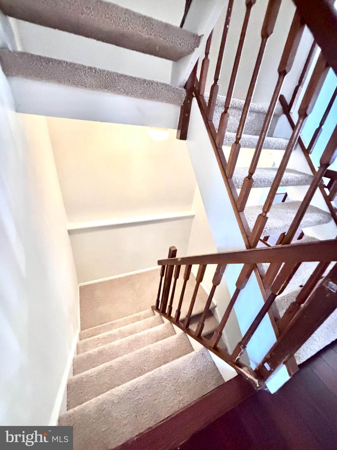 HILLSIDE LANDING - Residential Lease