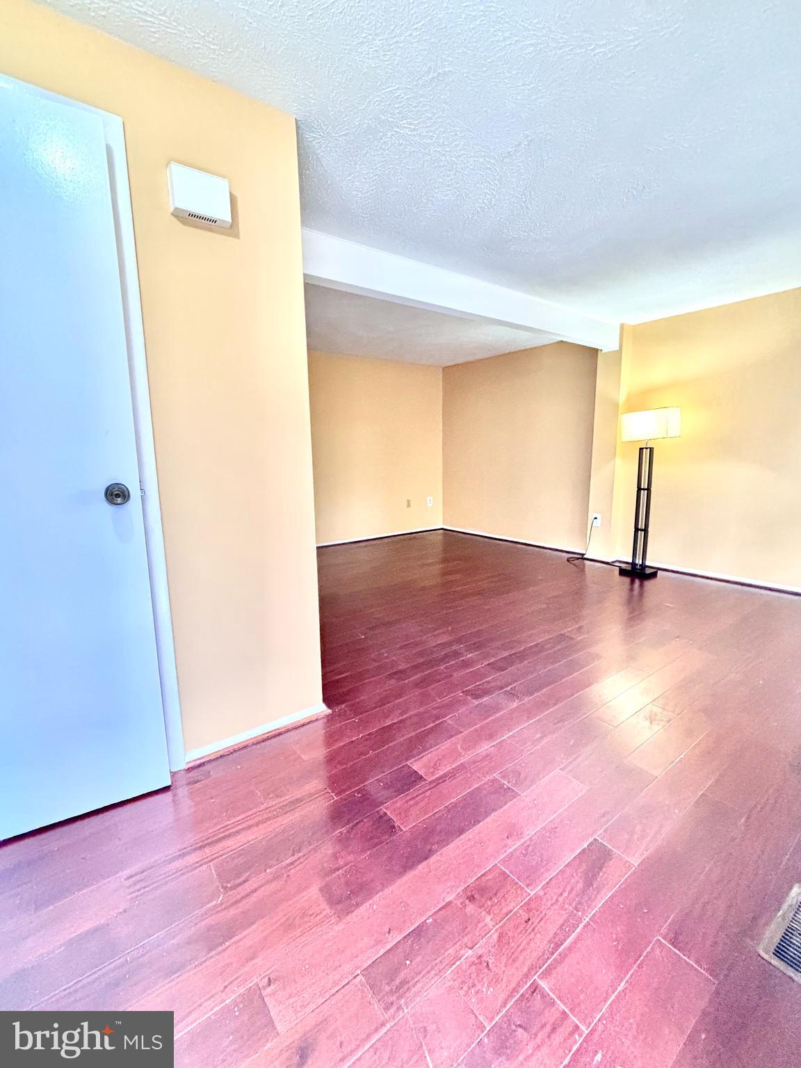 HILLSIDE LANDING - Residential Lease