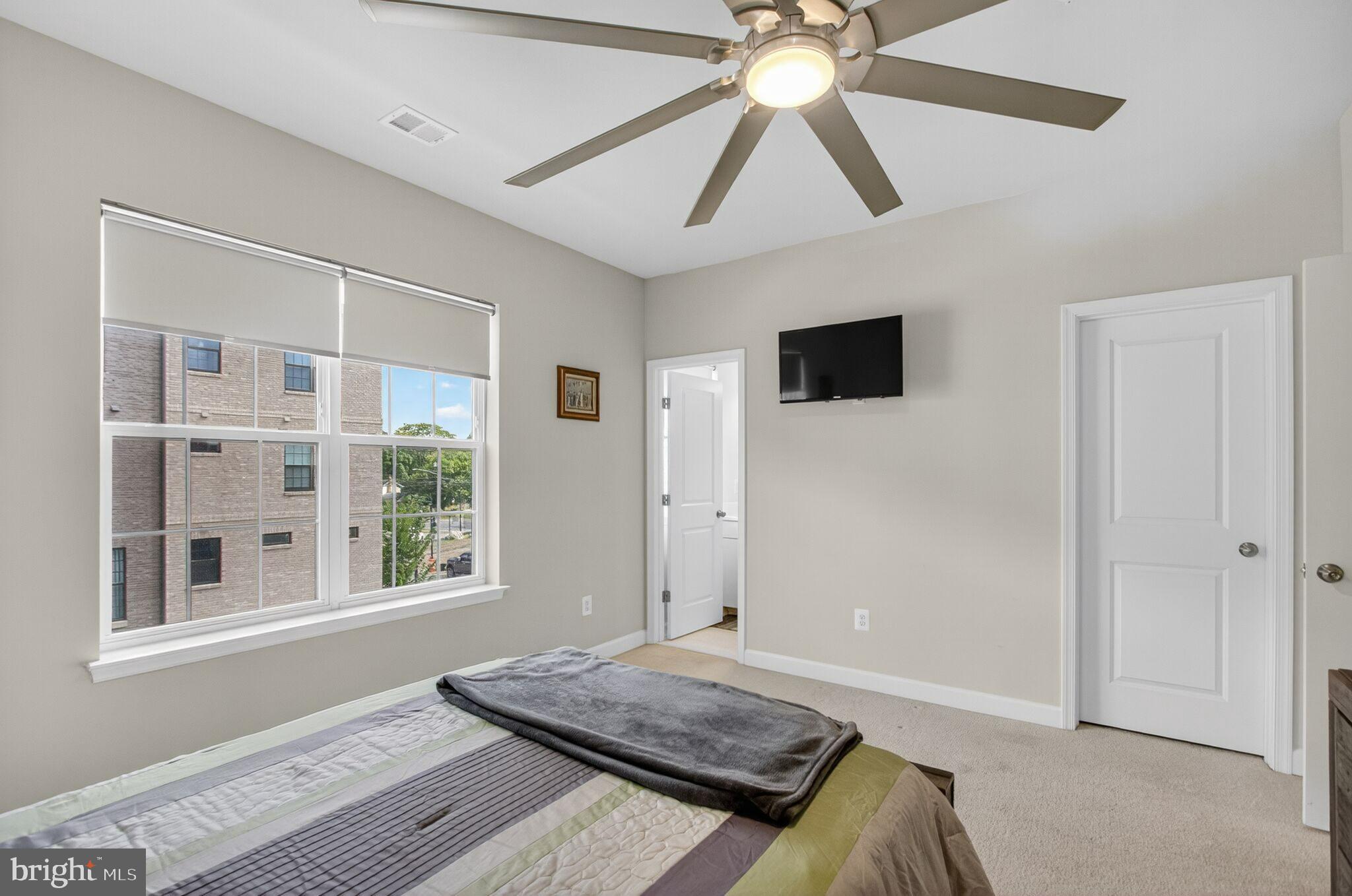 POTOMAC OVERLOOK AT NATIONAL HARBOR - Residential