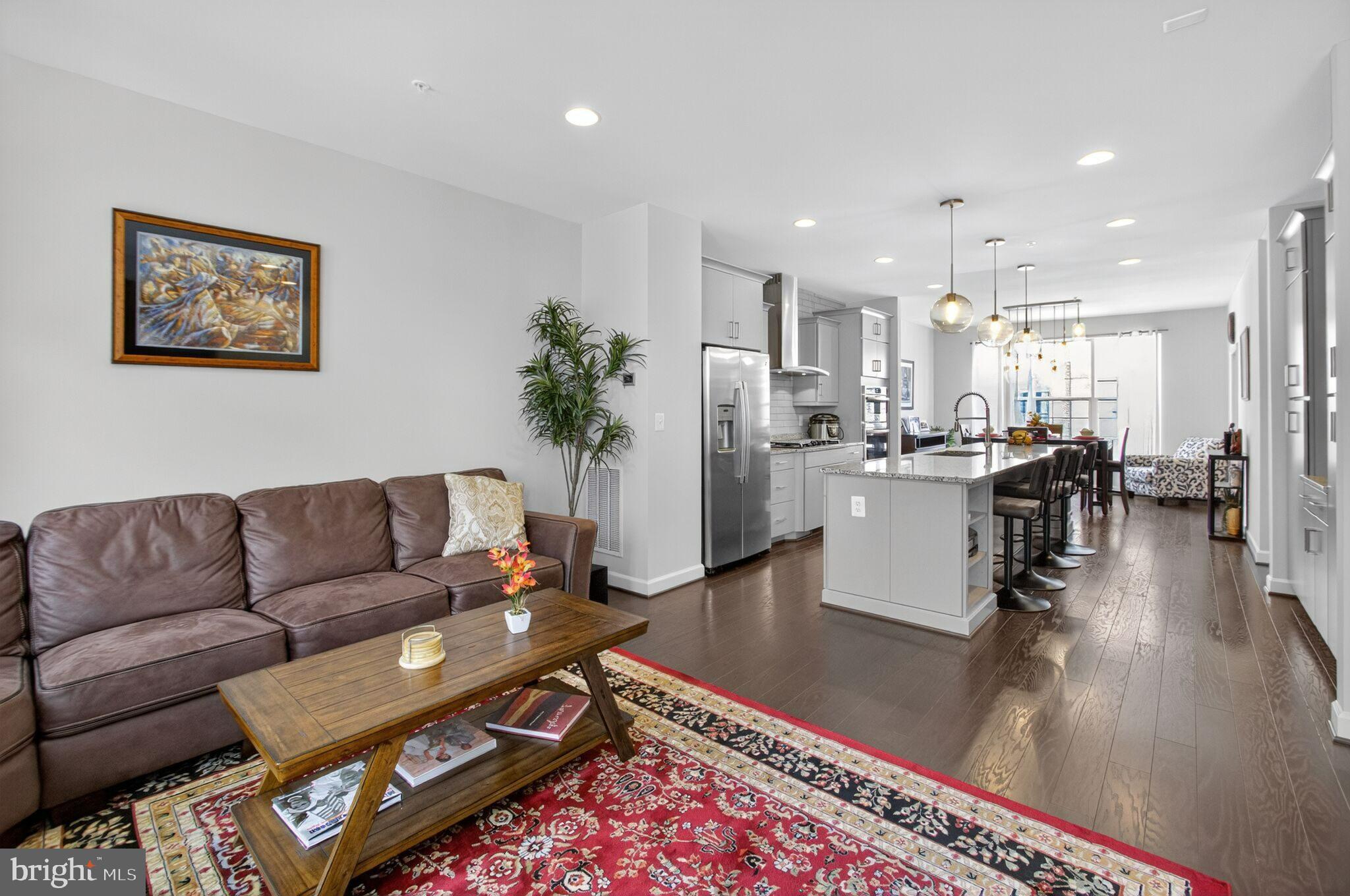 POTOMAC OVERLOOK AT NATIONAL HARBOR - Residential