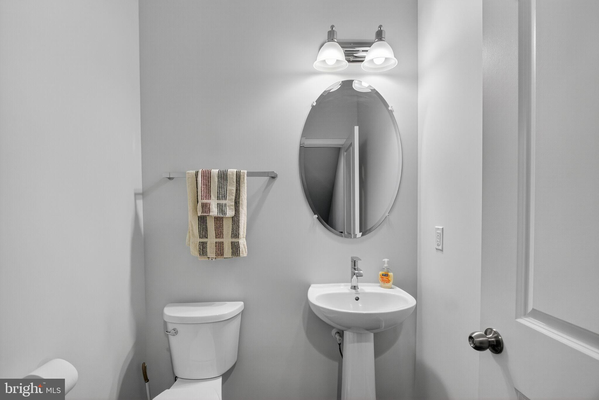 POTOMAC OVERLOOK AT NATIONAL HARBOR - Residential