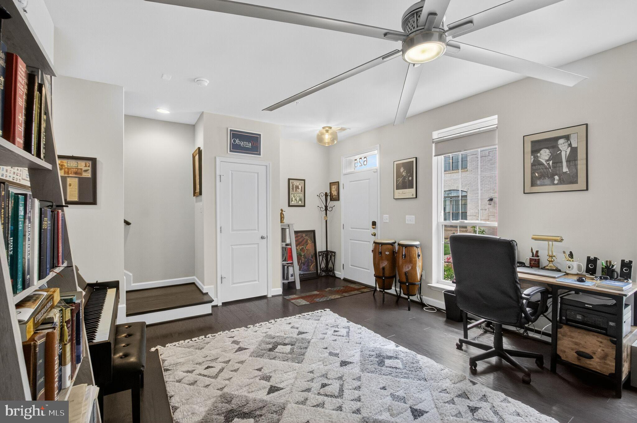 625 HALSEY WAY