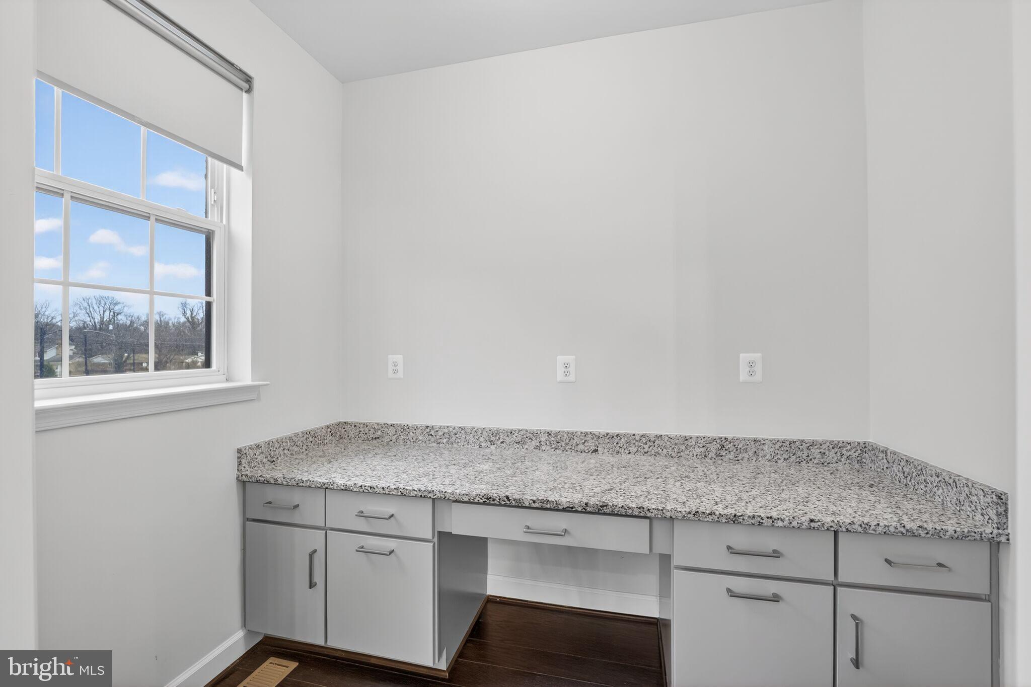 POTOMAC OVERLOOK AT NATIONAL HARBOR - Residential