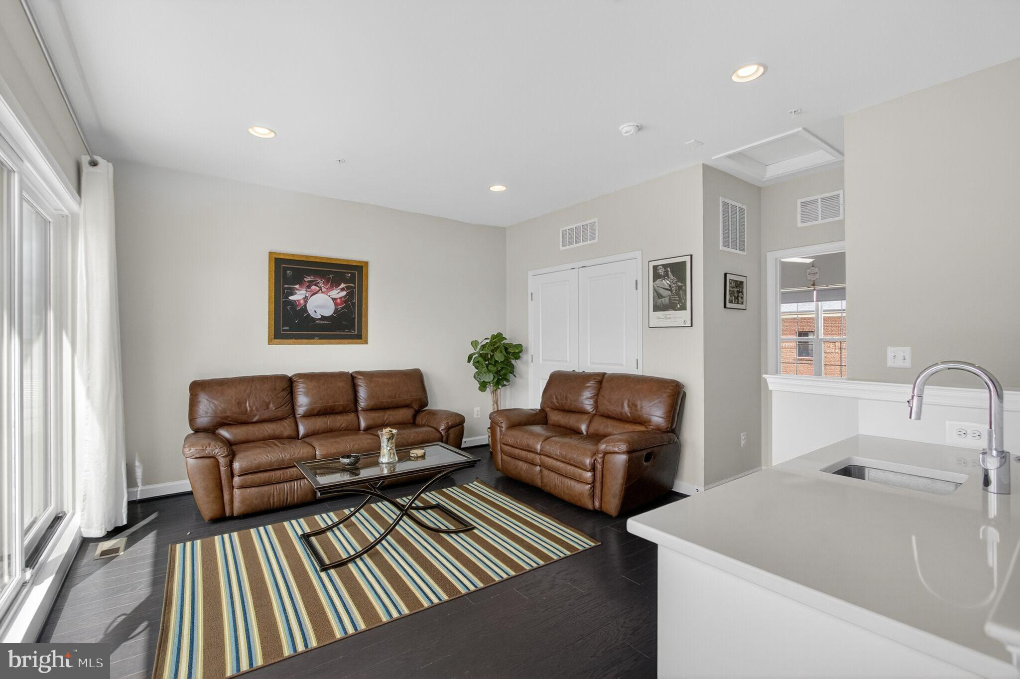 POTOMAC OVERLOOK AT NATIONAL HARBOR - Residential