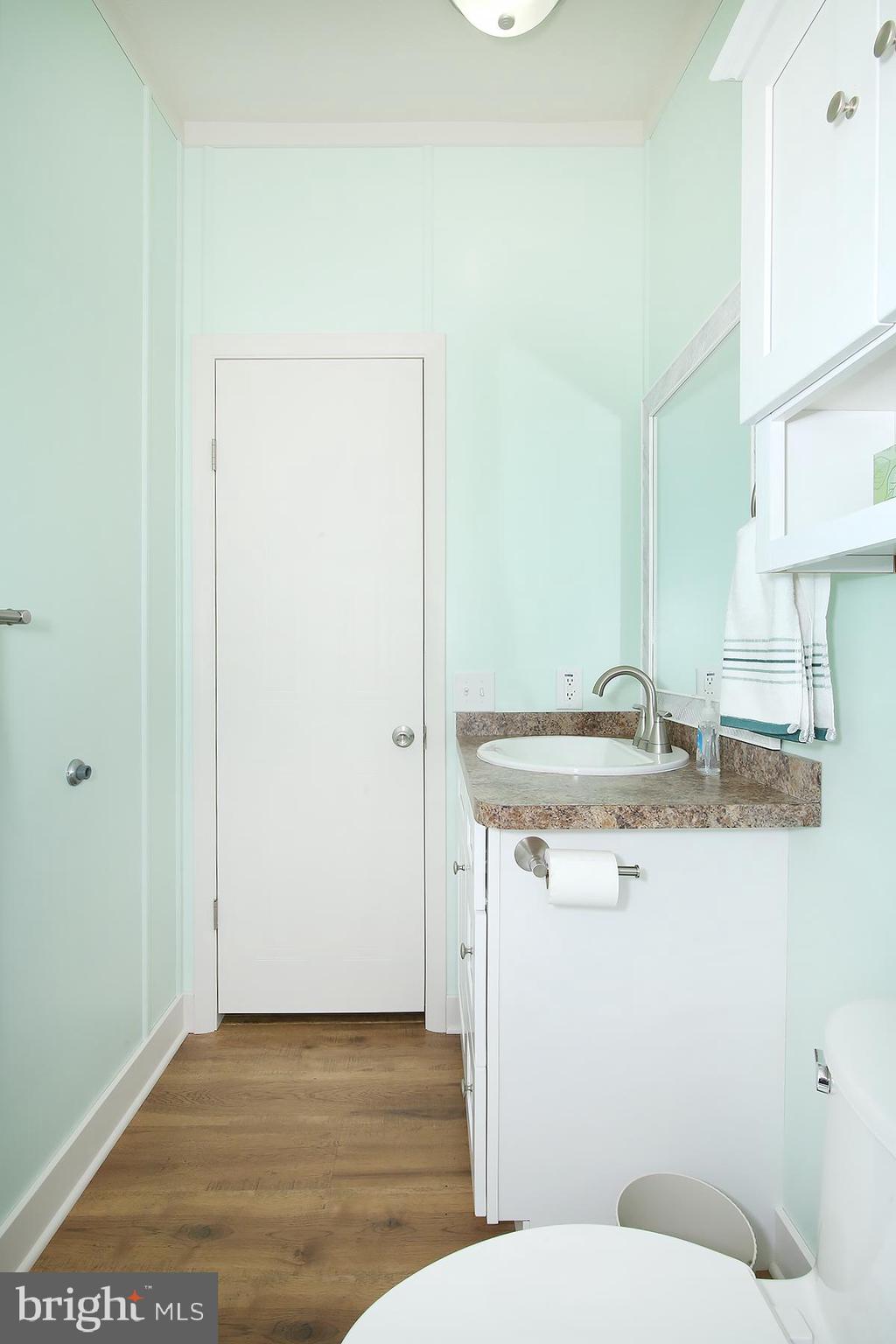 COUNTRY ACRES GOLD - Residential