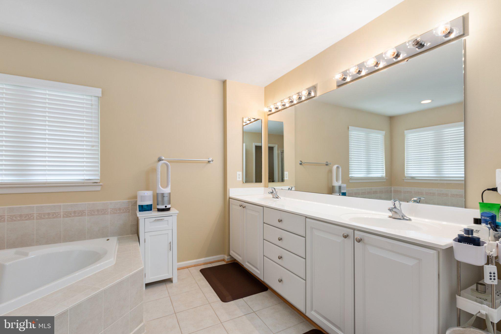 STOWE OF AMYCLAE - Residential