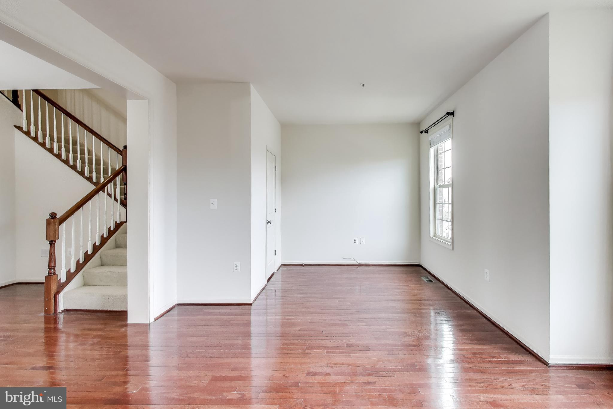 POPLAR RUN - Residential Lease