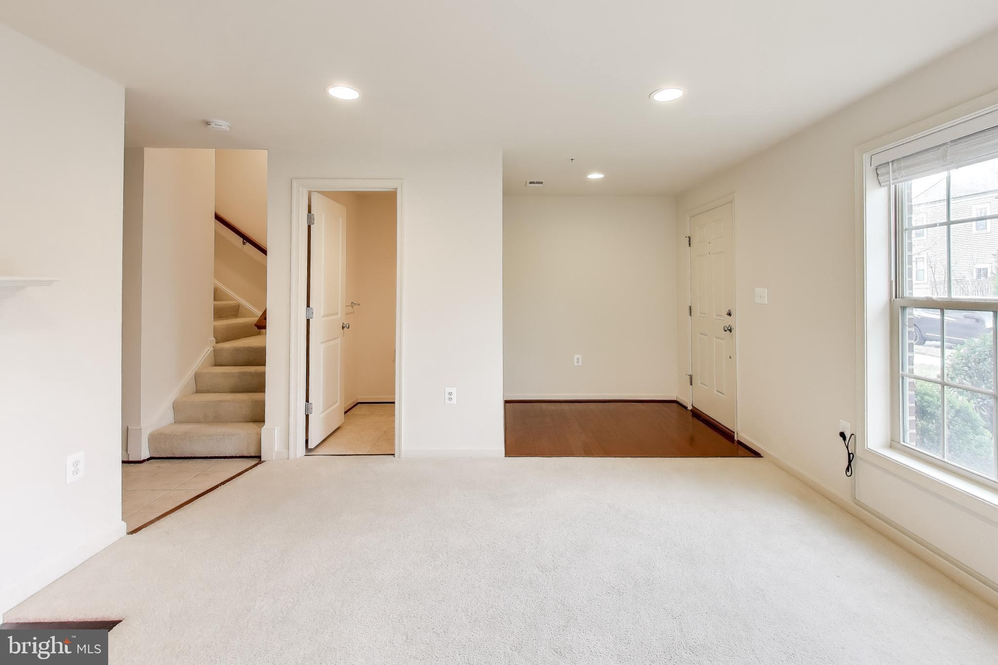 POPLAR RUN - Residential Lease