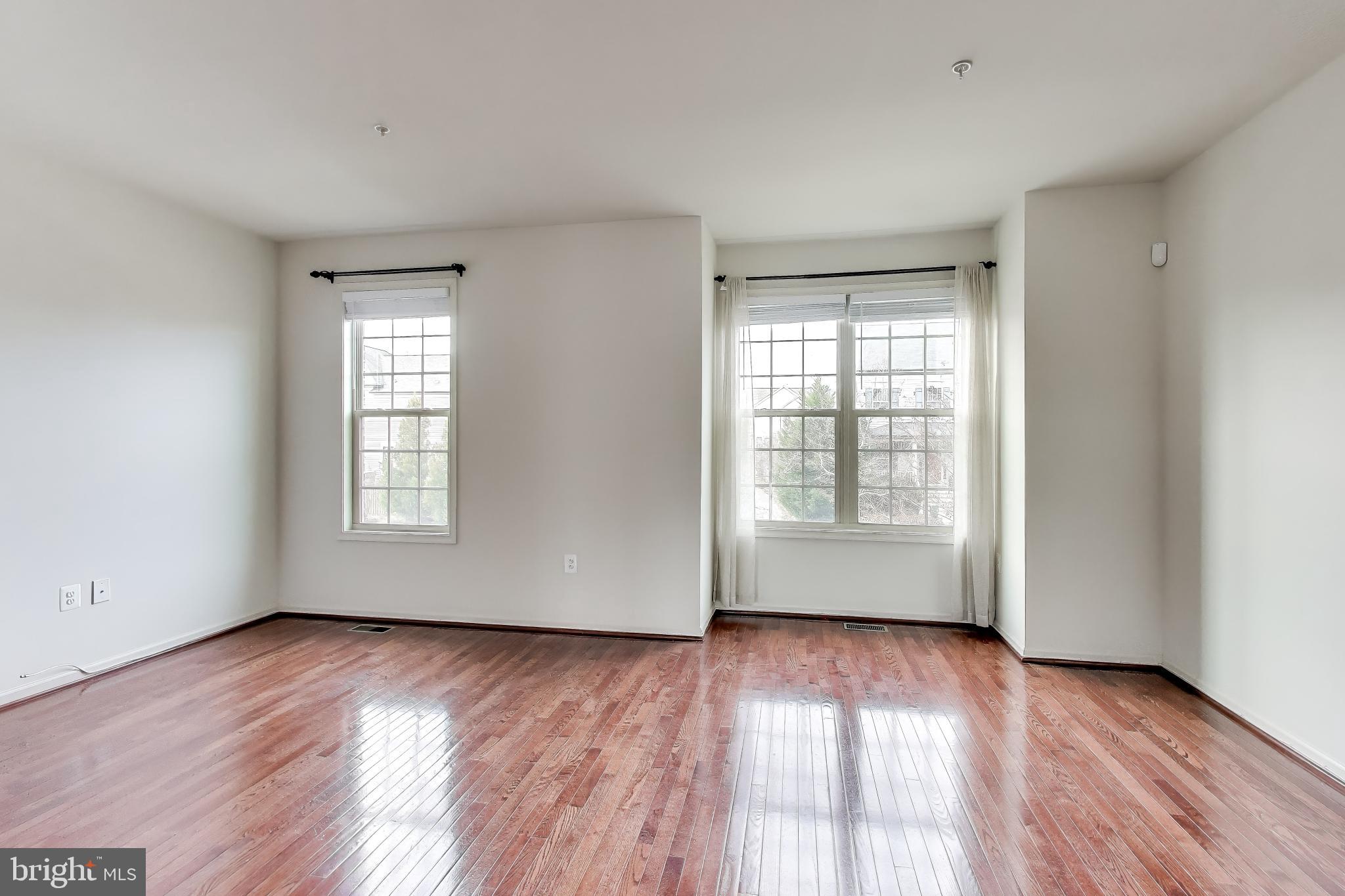 POPLAR RUN - Residential Lease