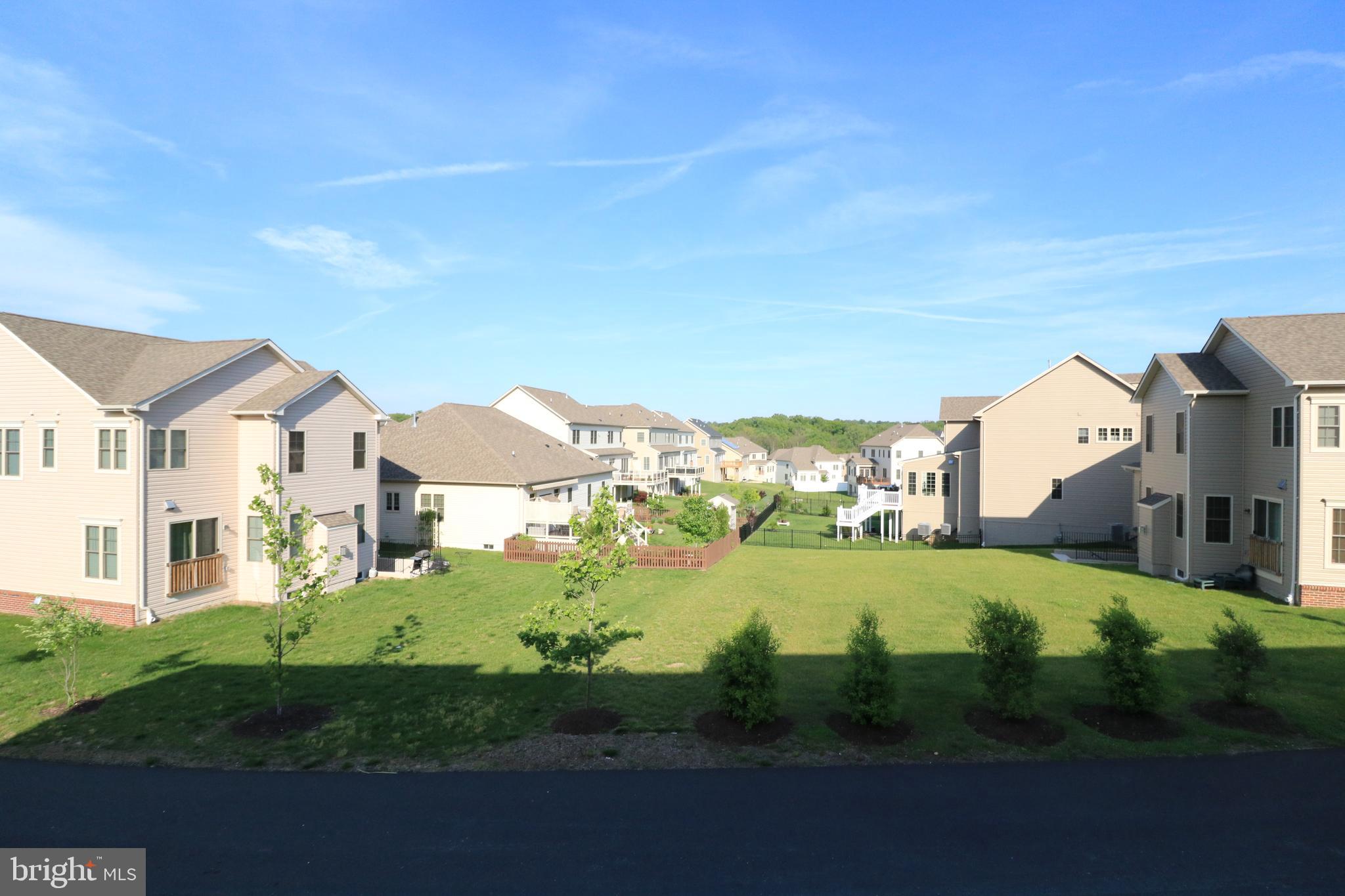 POPLAR RUN - Residential Lease