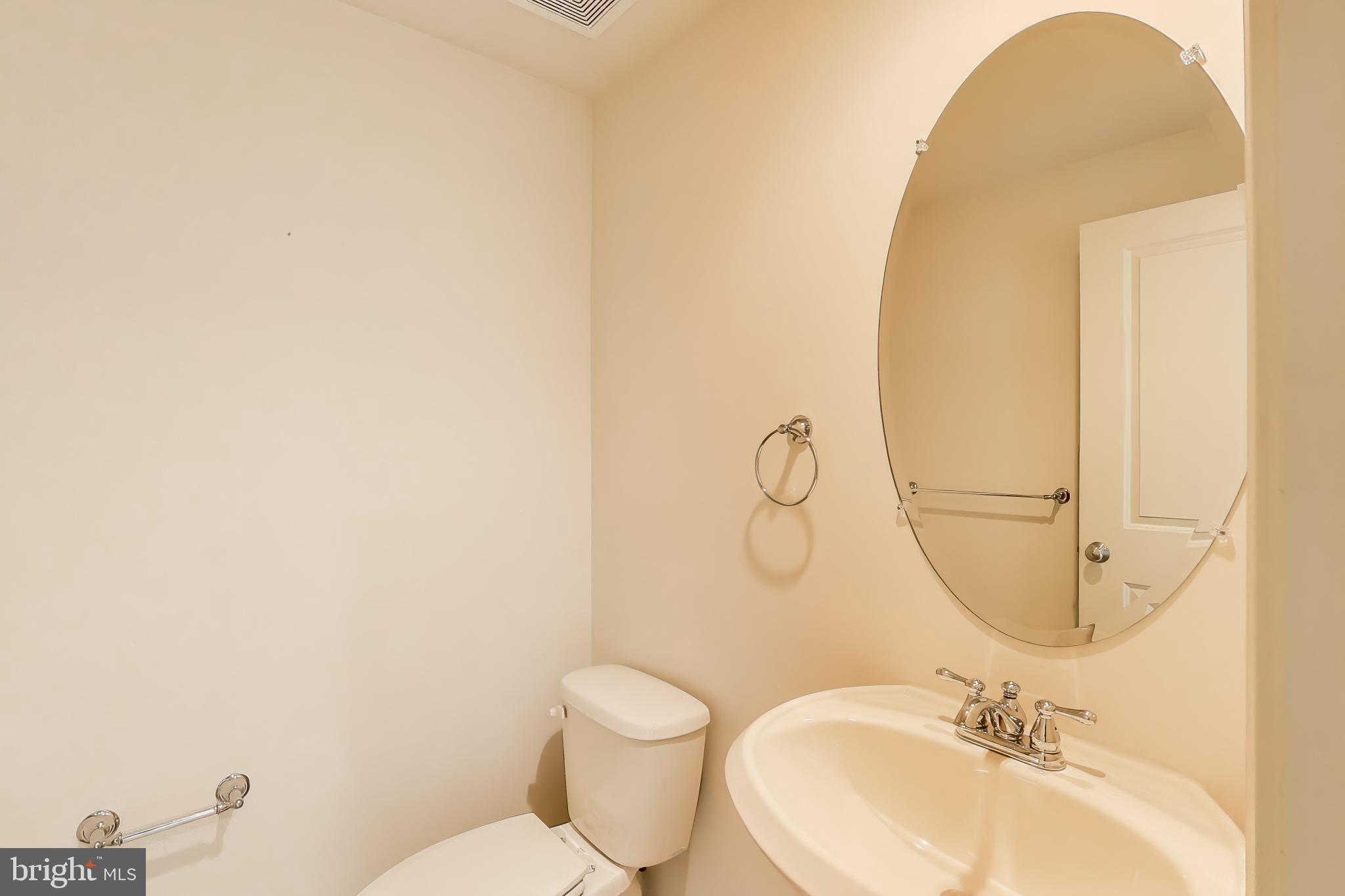 POPLAR RUN - Residential Lease