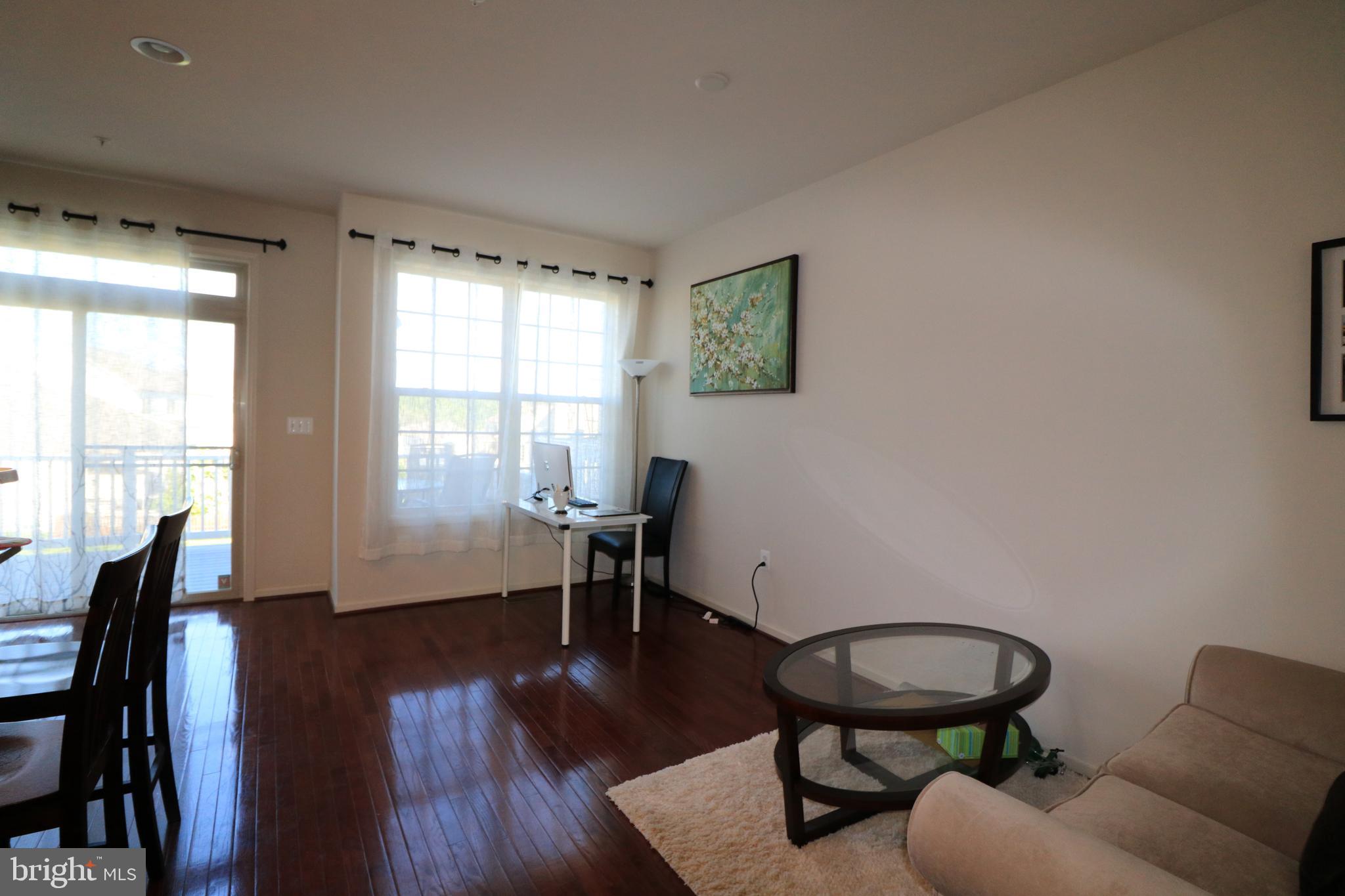 POPLAR RUN - Residential Lease