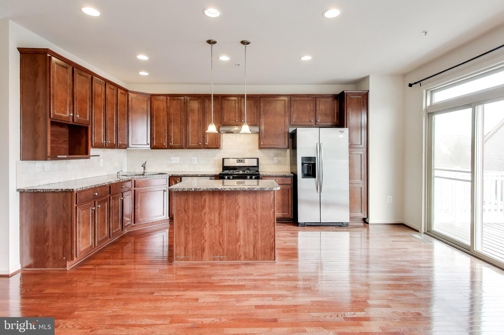 POPLAR RUN - Residential Lease