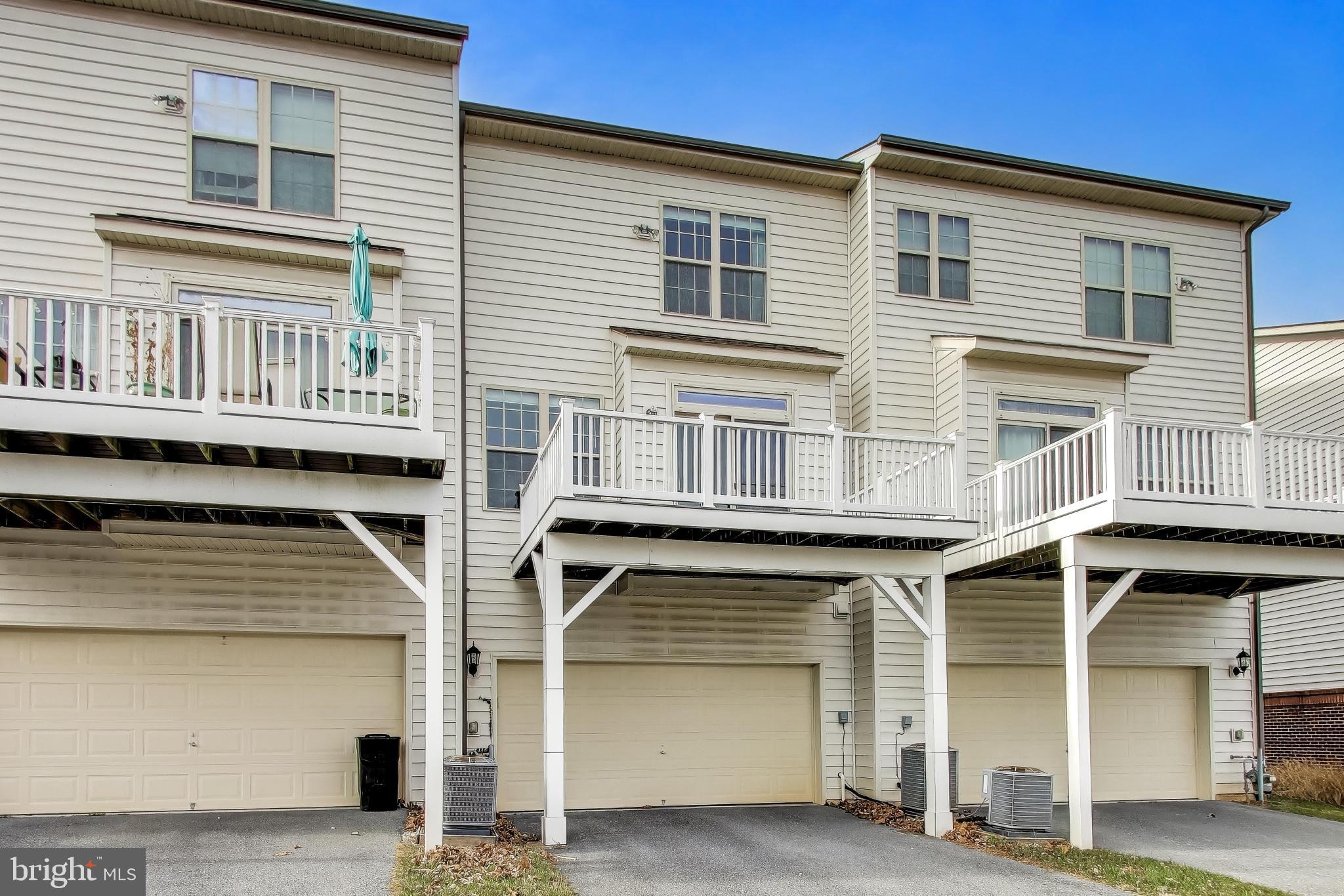 POPLAR RUN - Residential Lease