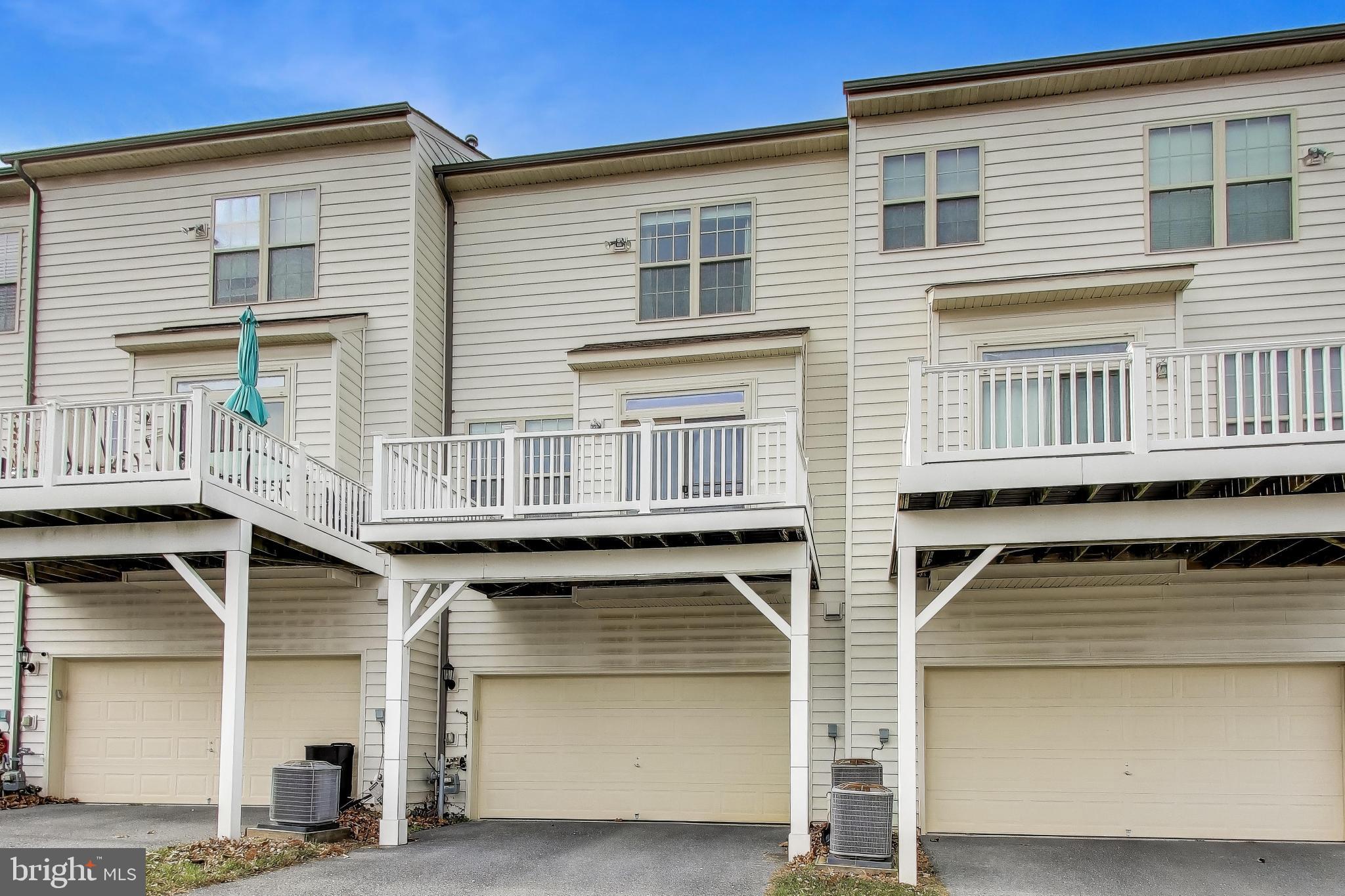 POPLAR RUN - Residential Lease