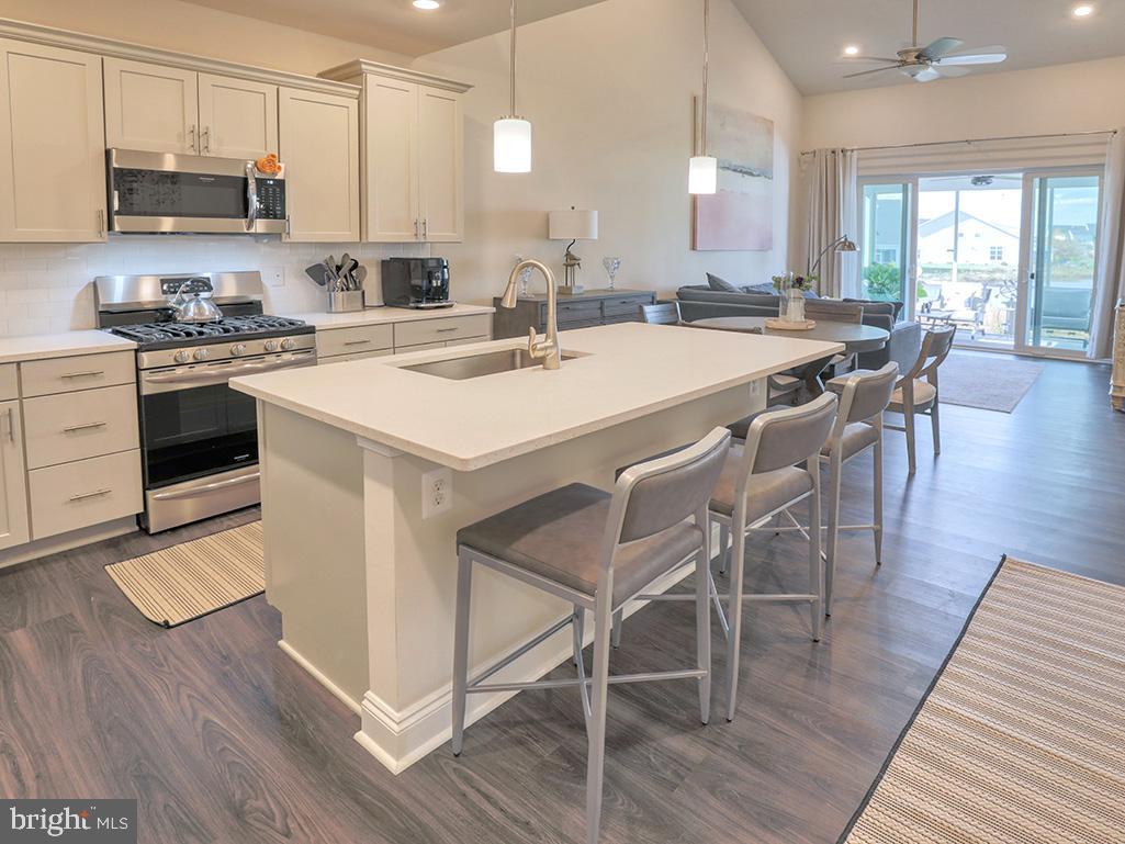 27292 18TH BOULEVARD