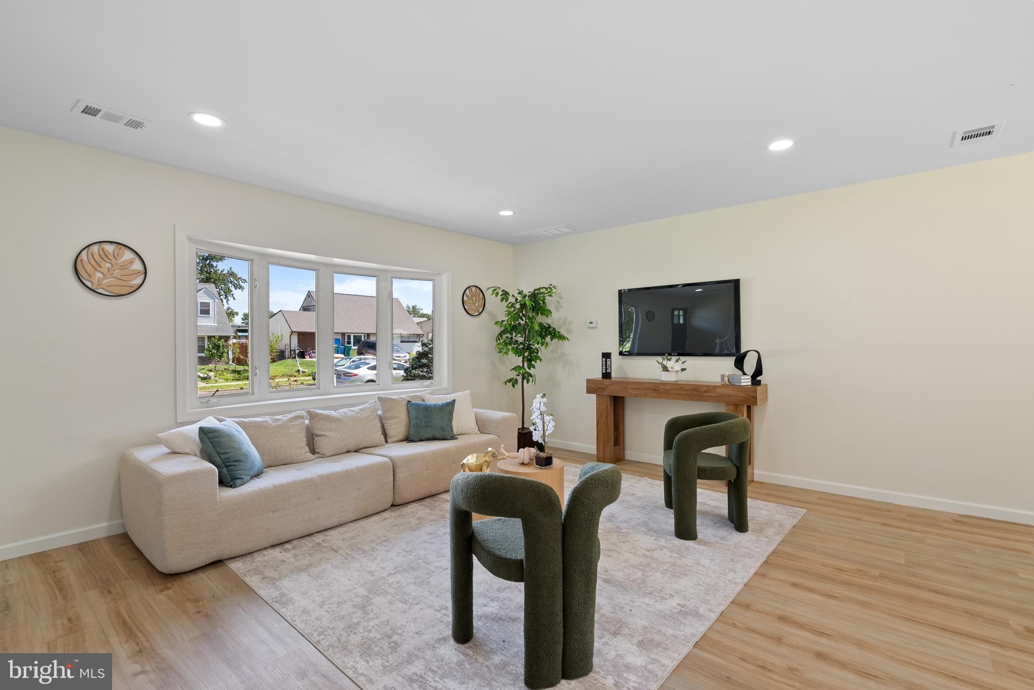 MILL CREEK FALLS - Residential