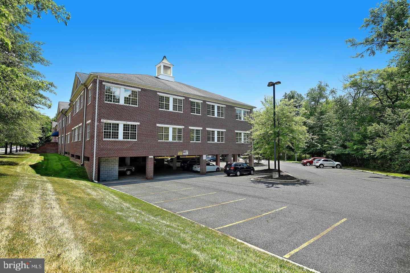 602 S ATWOOD ROAD 1
