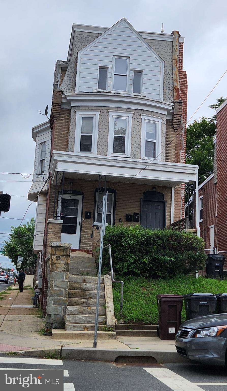 201 N BROOM STREET
