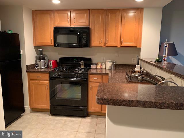 DOWNTOWN - Residential Lease