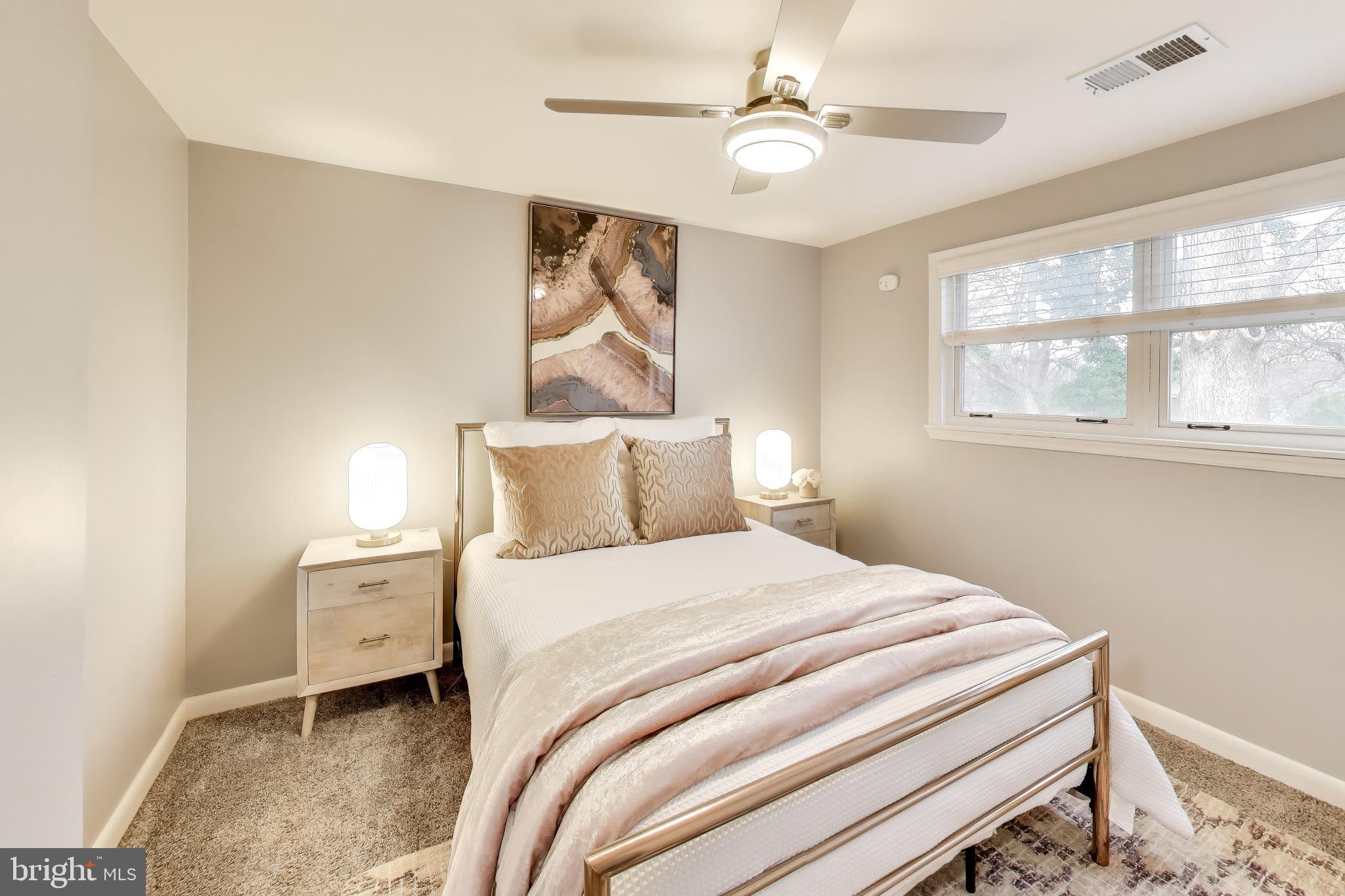 OAKLAND TERRACE - Residential