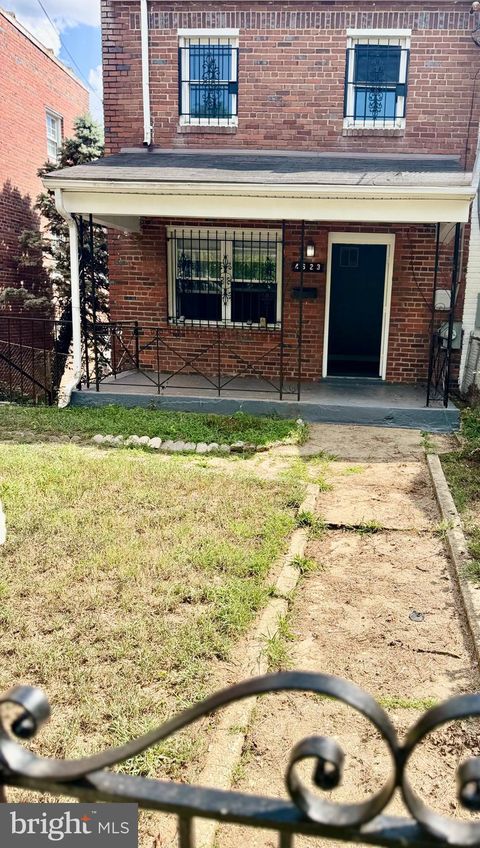 4623 JAY STREET NE WASHINGTON DC 20019