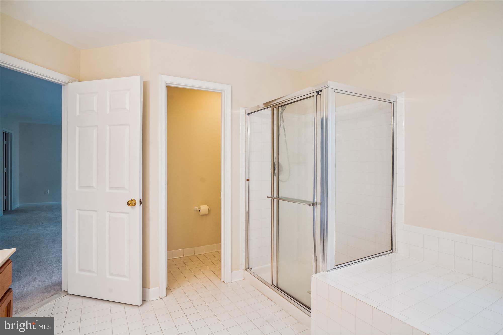 MILESTONE - Residential Lease