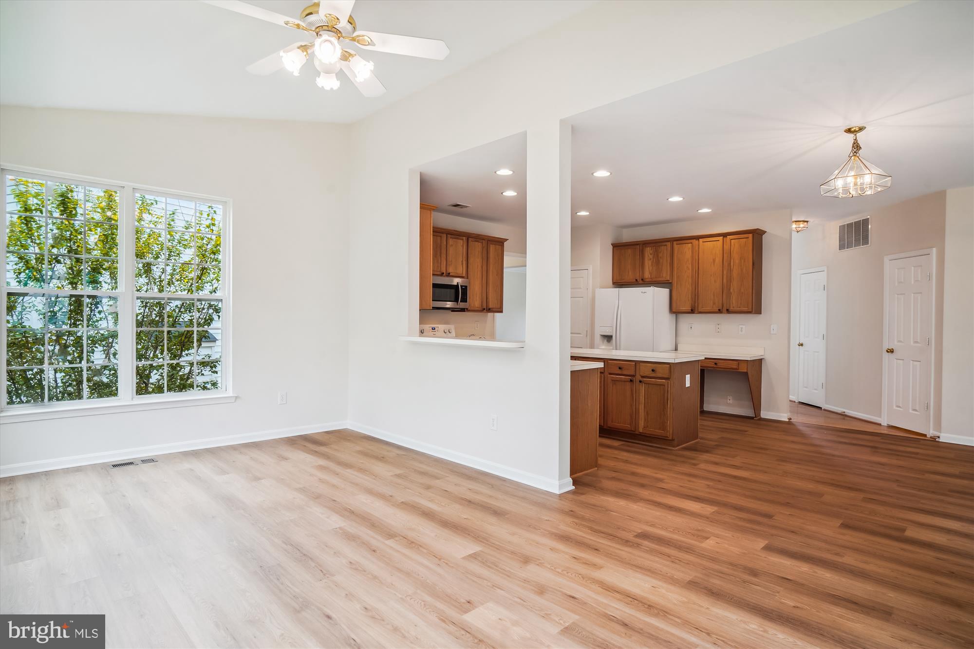 MILESTONE - Residential Lease