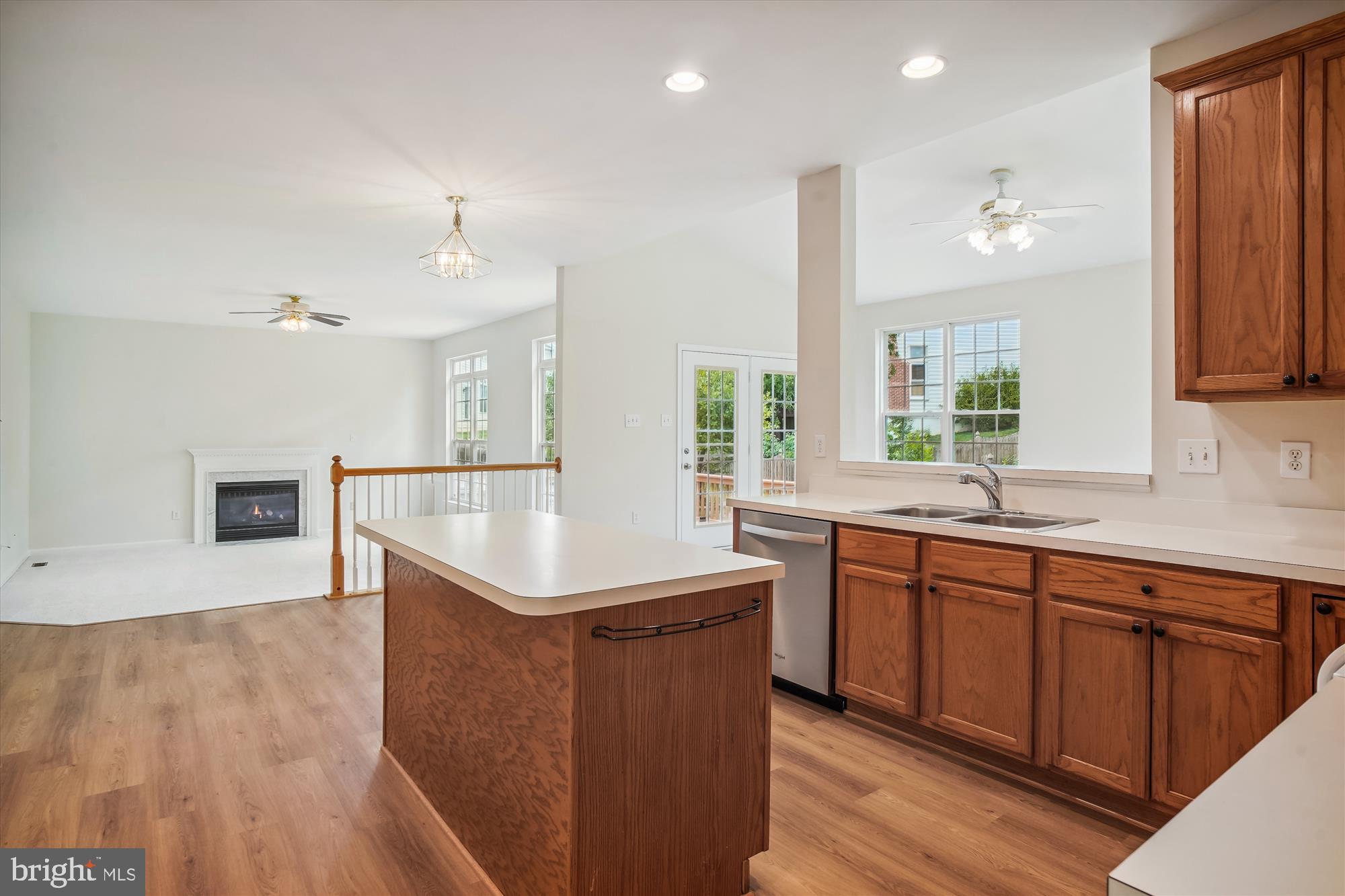 MILESTONE - Residential Lease