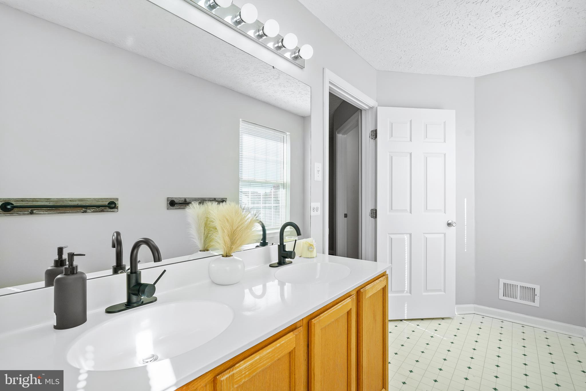 BEACON POINT - Residential