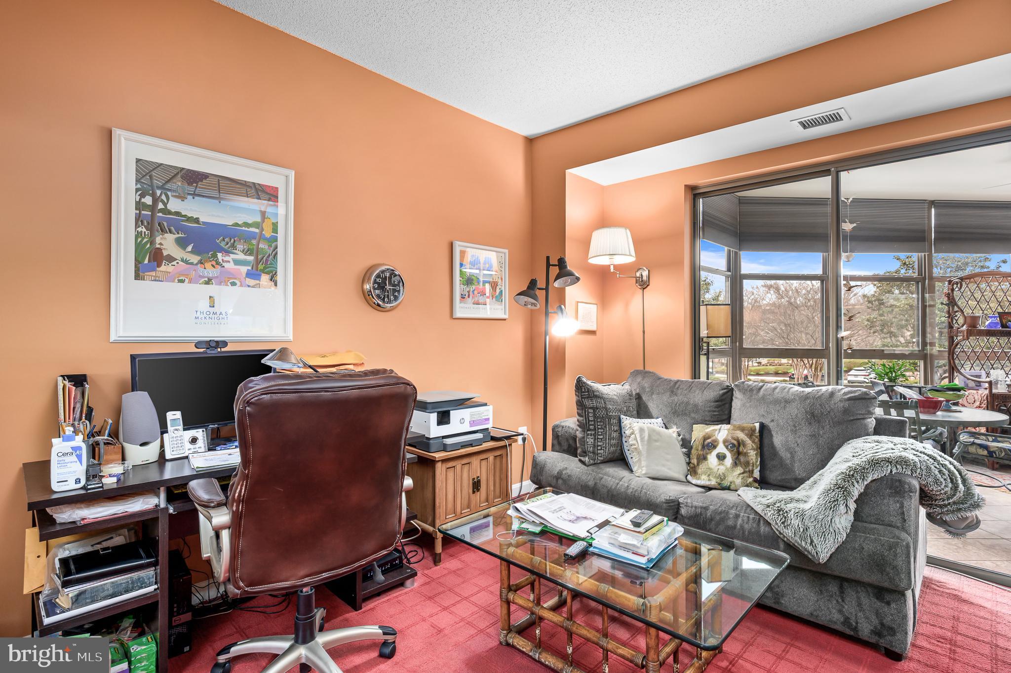 LANSDOWNE WOODS - Residential