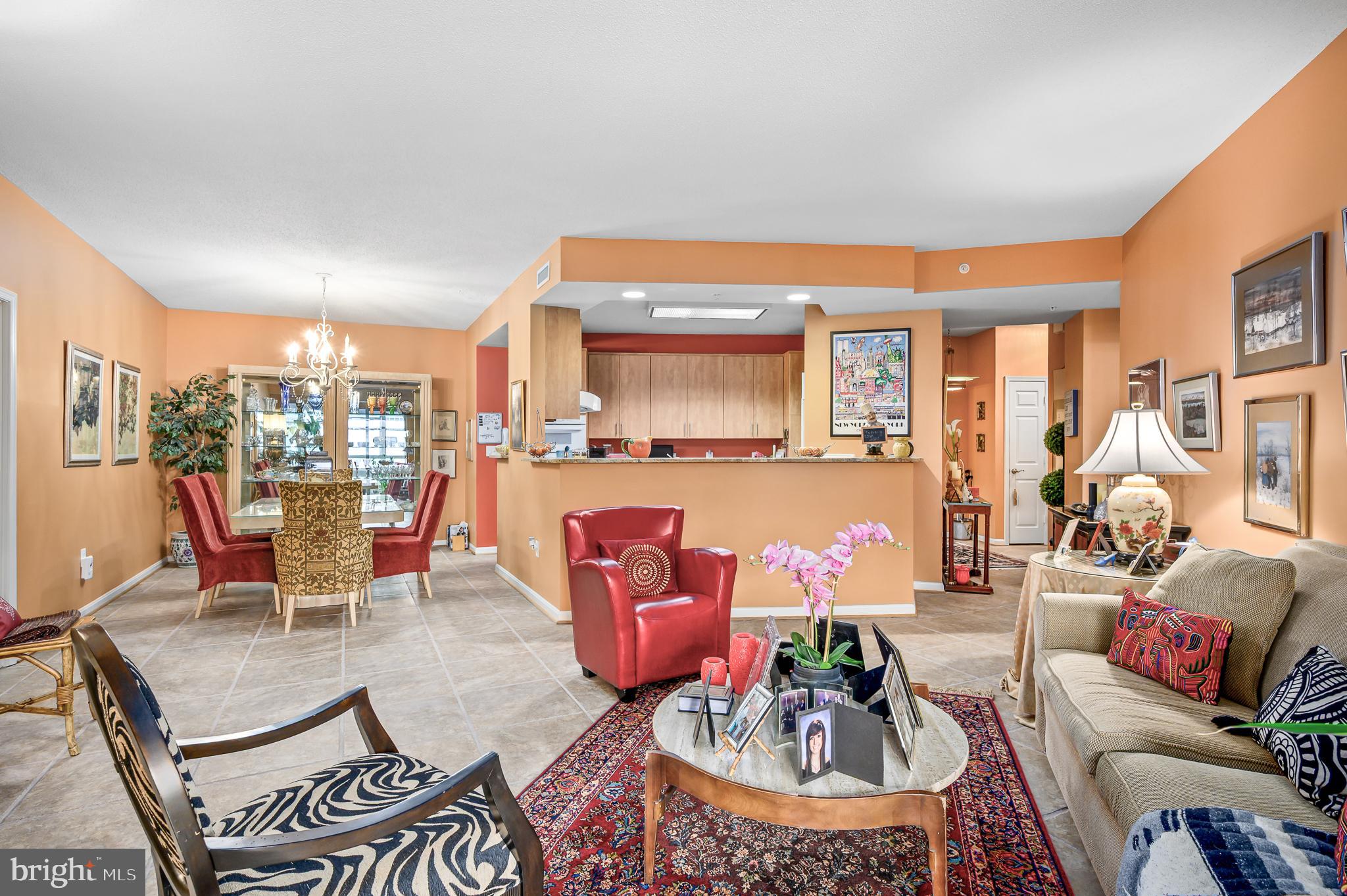 LANSDOWNE WOODS - Residential