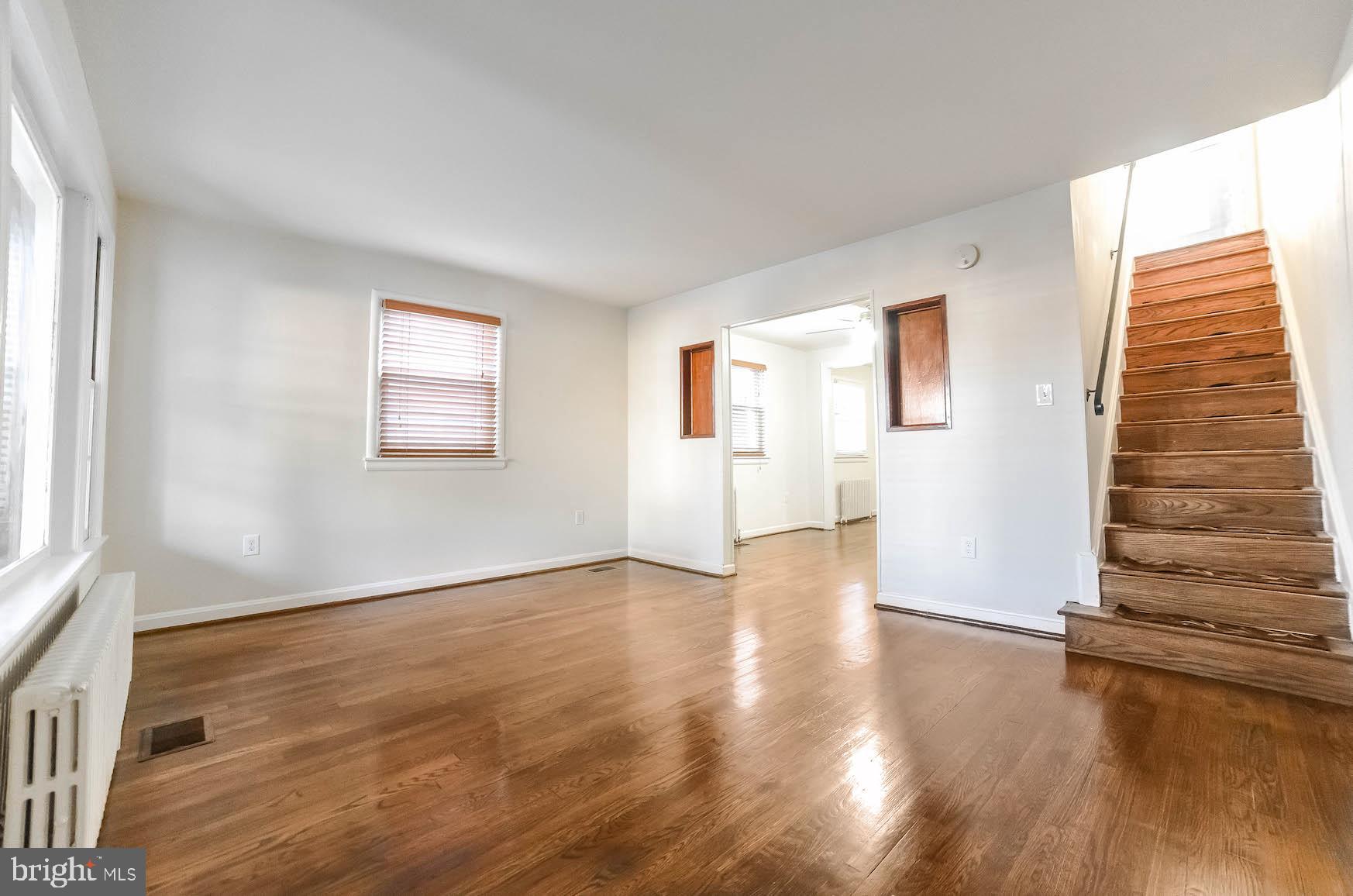 RIGGS MANOR - Residential