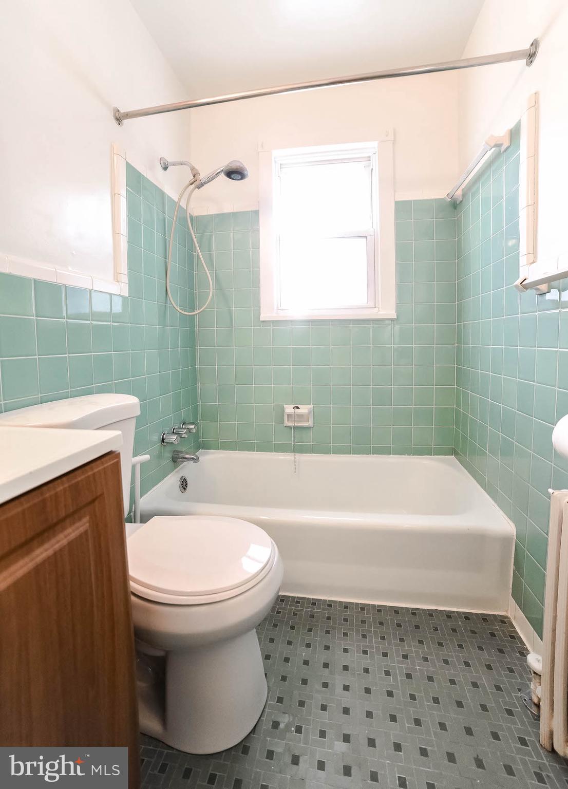 RIGGS MANOR - Residential